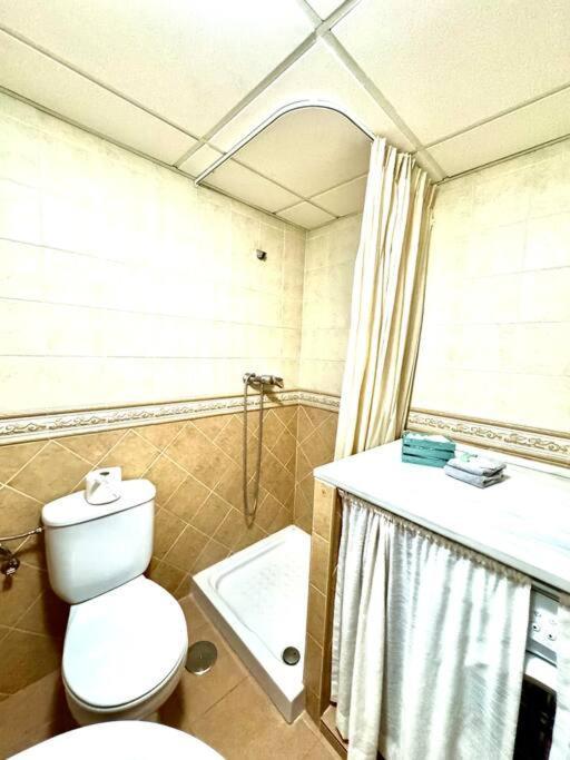 Bonito Apartamento Centrico Y Cerca De La Playa En Fuengirolamalaga *