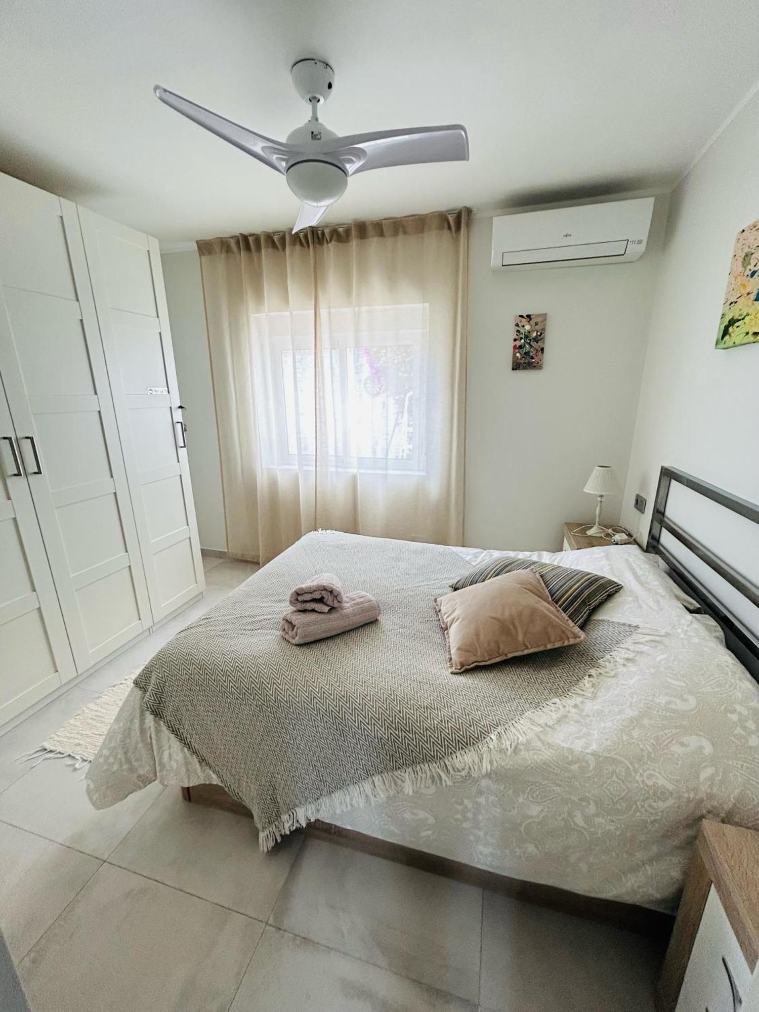 New Luxury Tuulia With Private Pool And Parking Huvilat