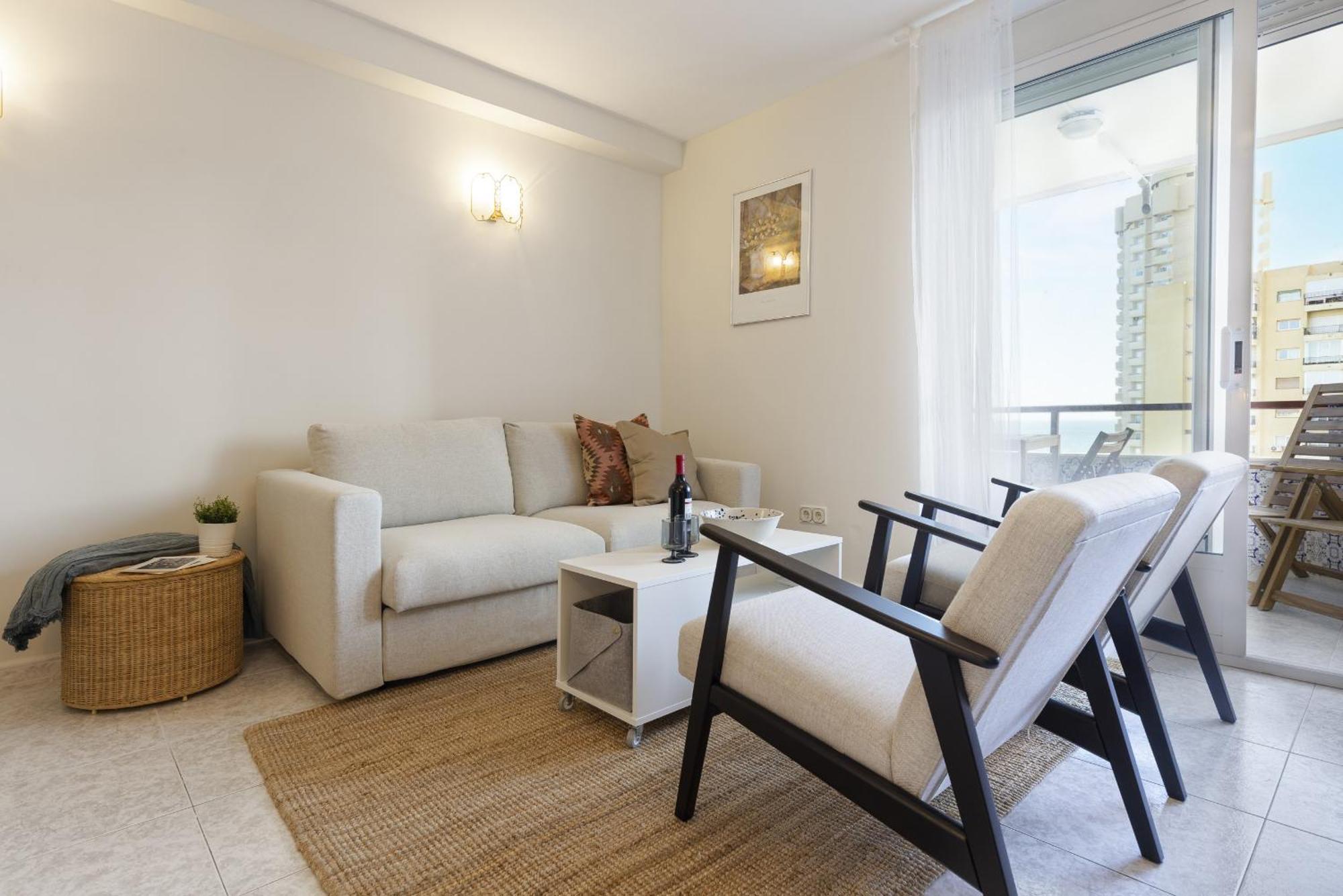 Beachfront With Terrace And Seaviews * Fuengirola