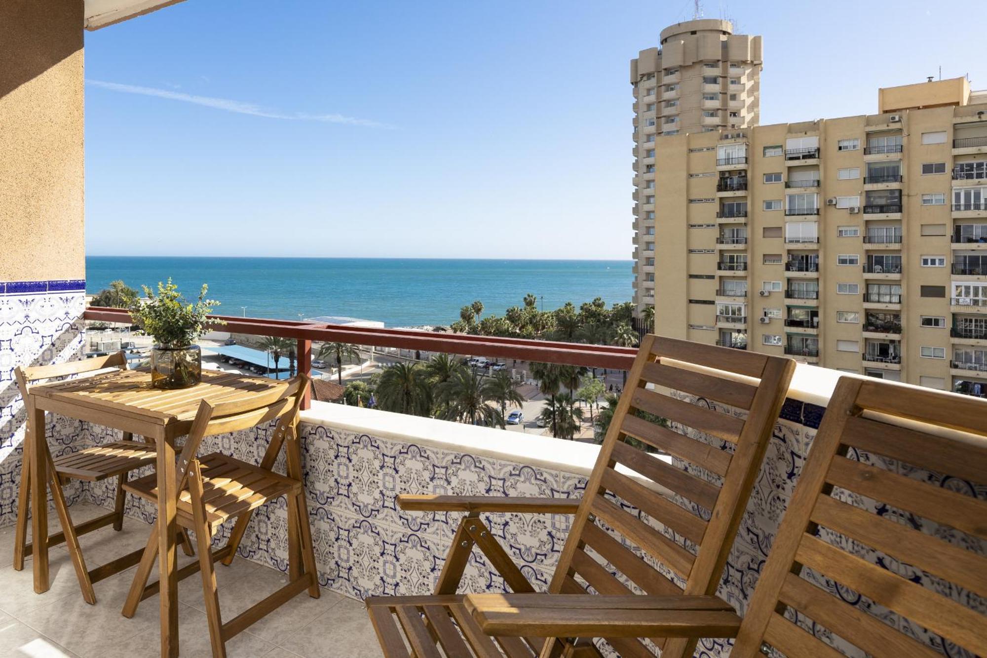 Beachfront With Terrace And Seaviews Apartment *