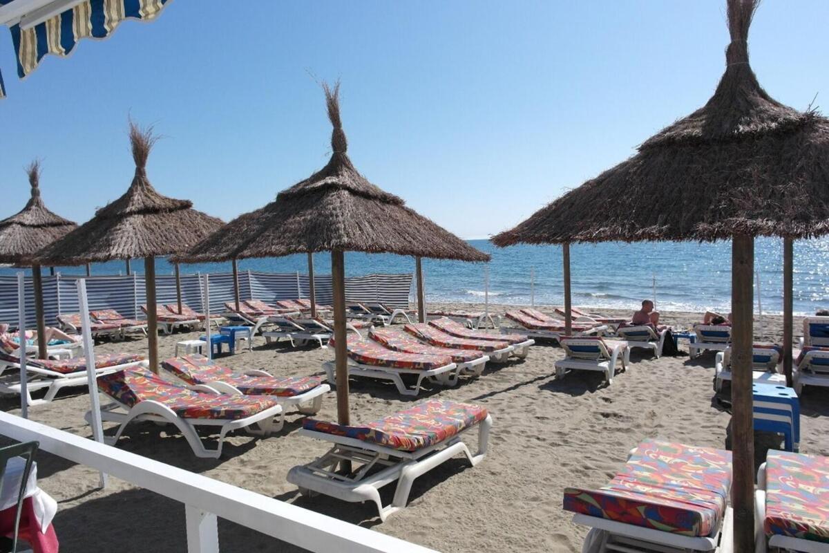 On The Beach, Fantastic Sea And Pool Views, 2 Bedroom