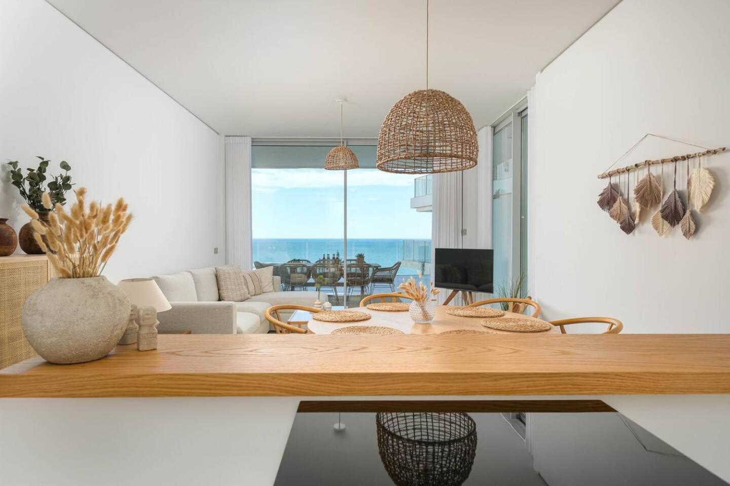Huoneisto Med Two Luxury With Sea View