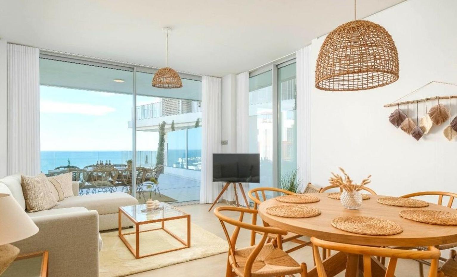 Med Two Luxury With Sea View Huoneisto *