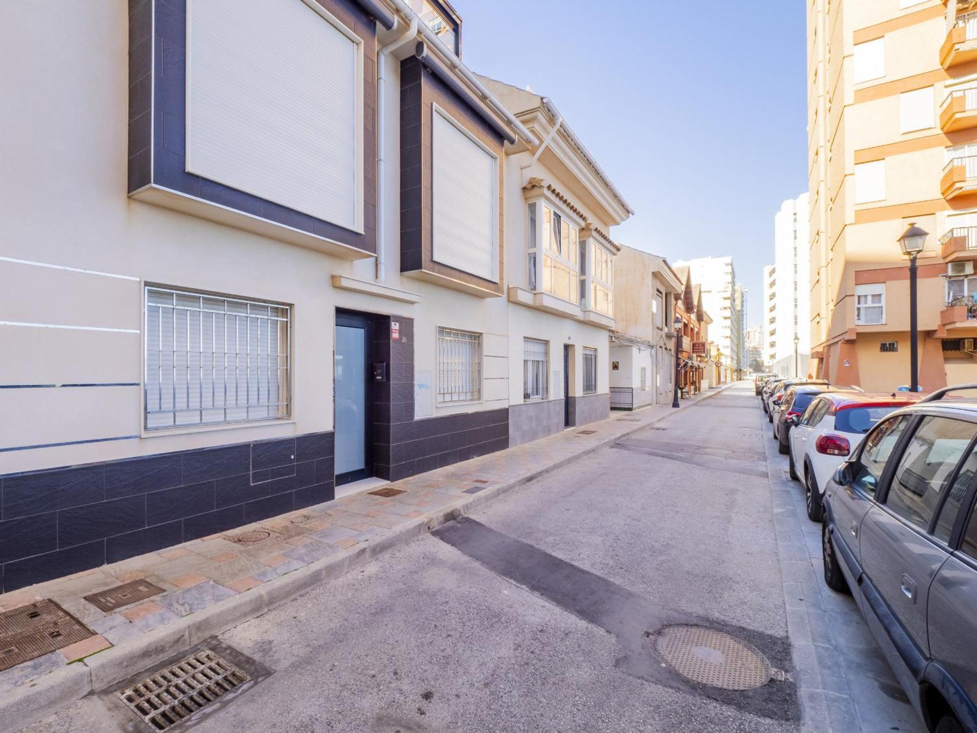 Cubo's Front Line Beach Apartment Fuengirola