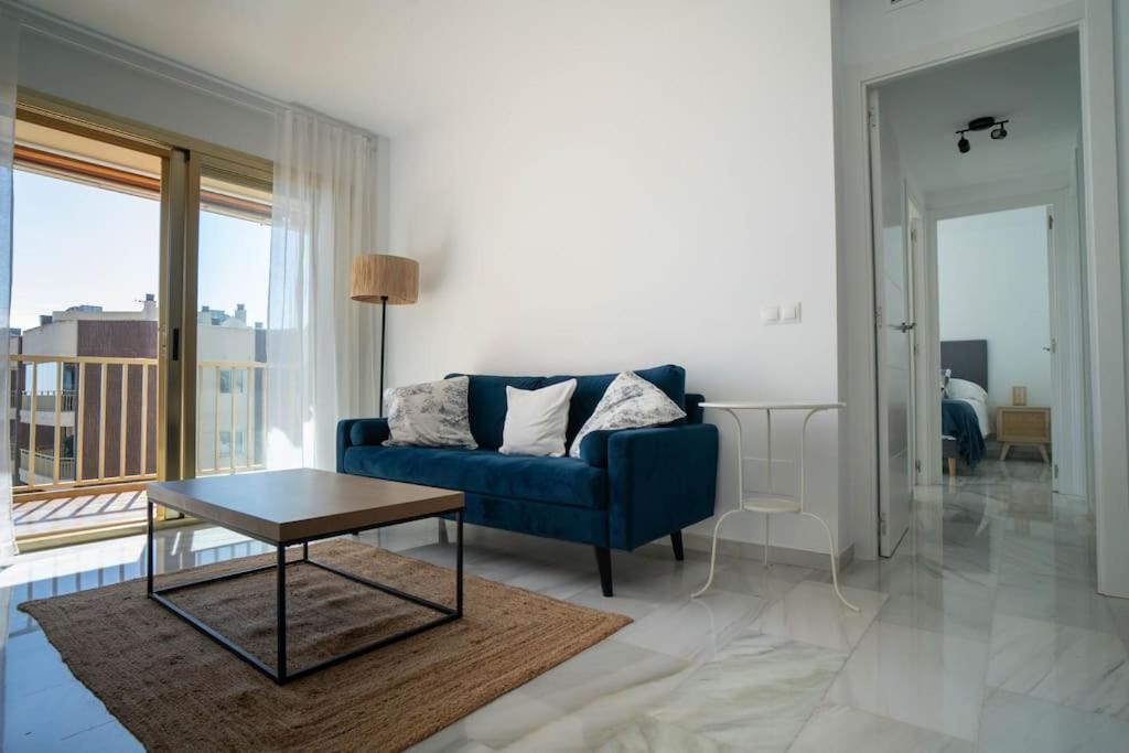 Spacious Three Bedroom Penthouse Appartement *