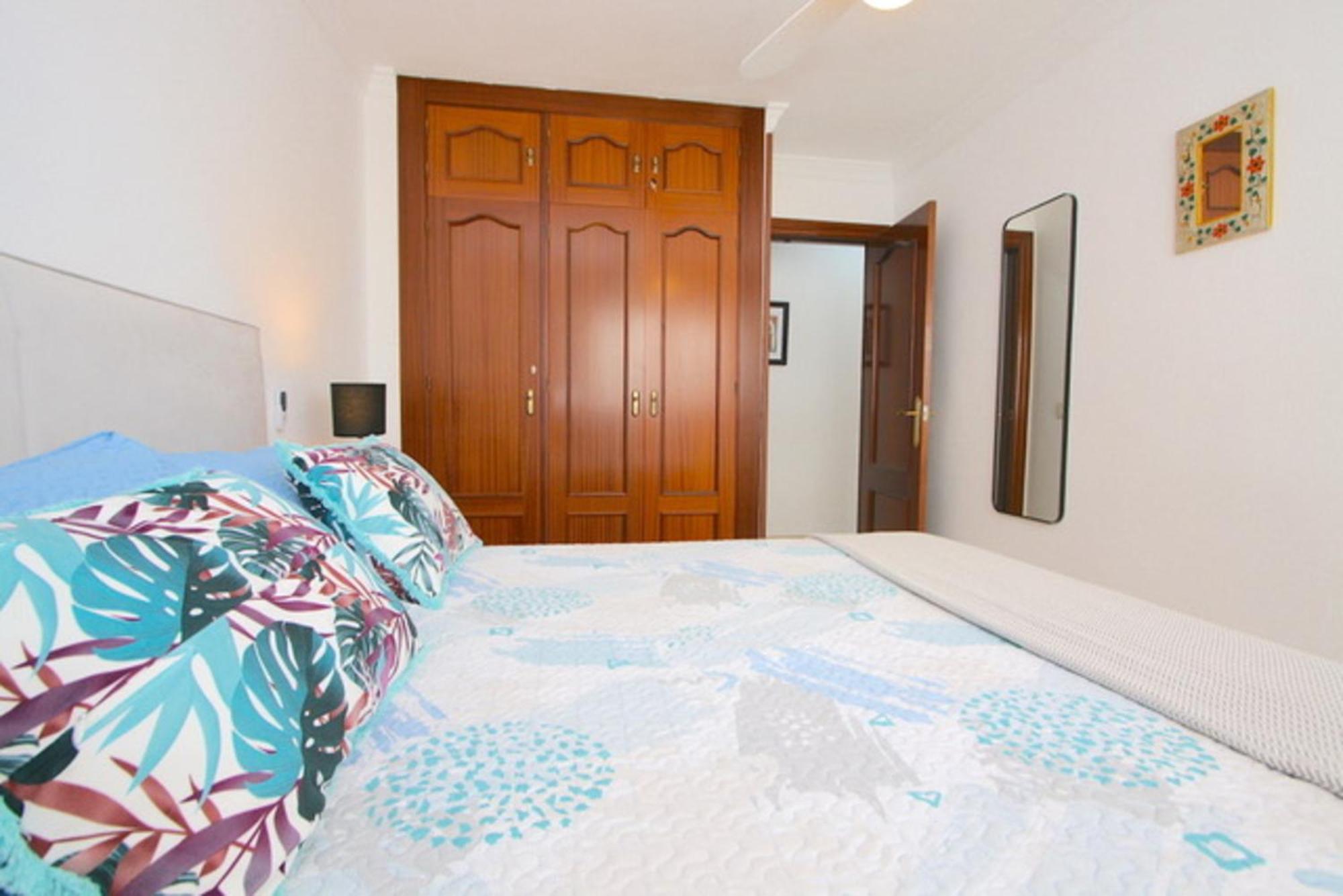 Amplio Con Piscina Appartement