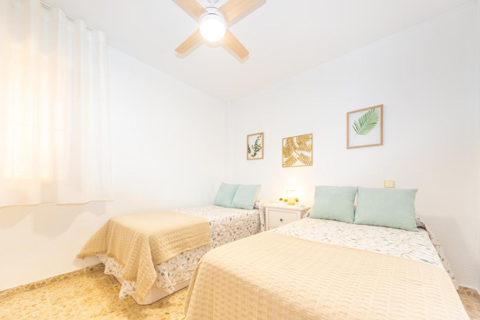 Paseo Maritimo Puerto Deportivo Yate Iv Apartment