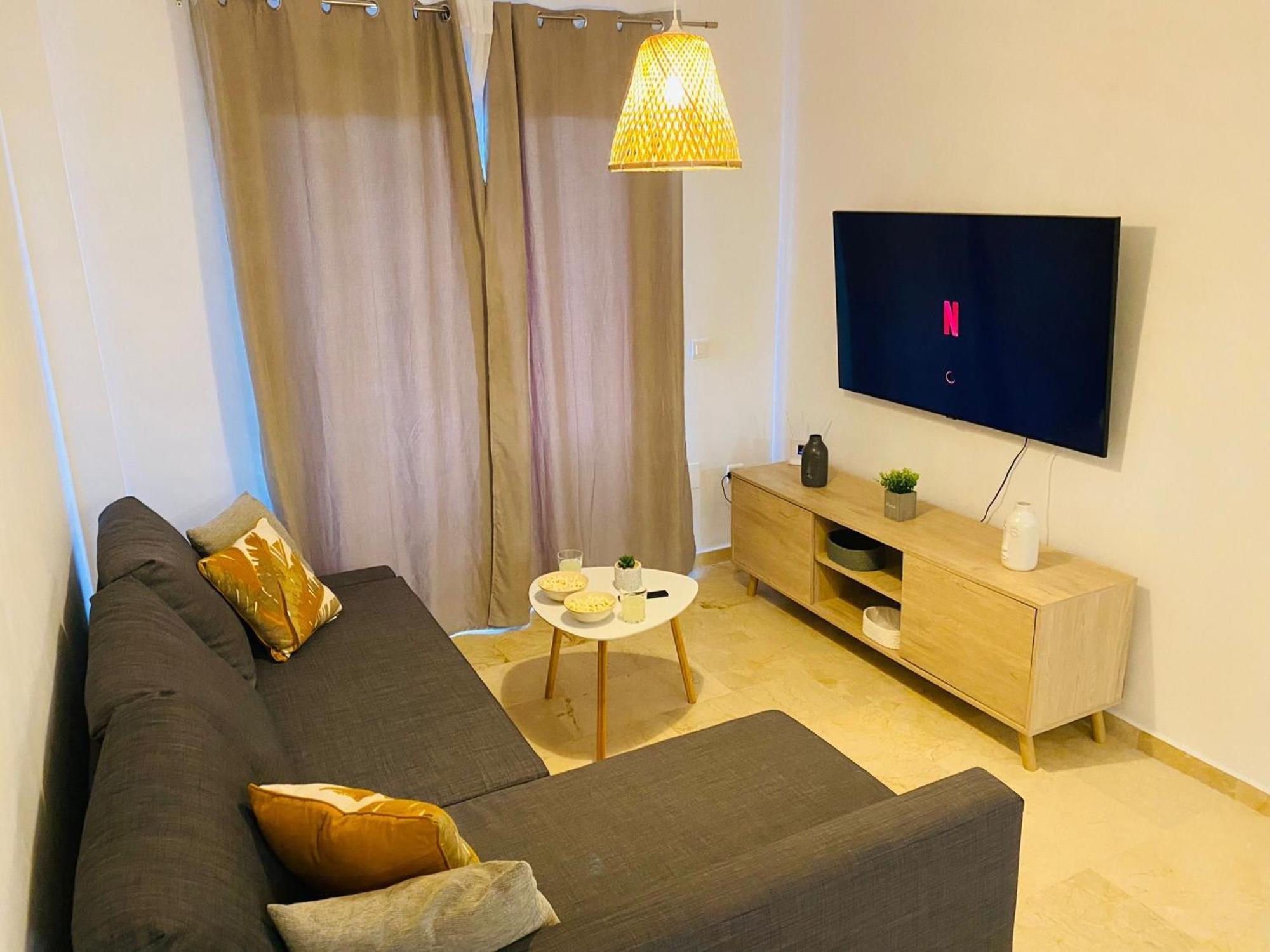 Esin Diamante Fuengirola