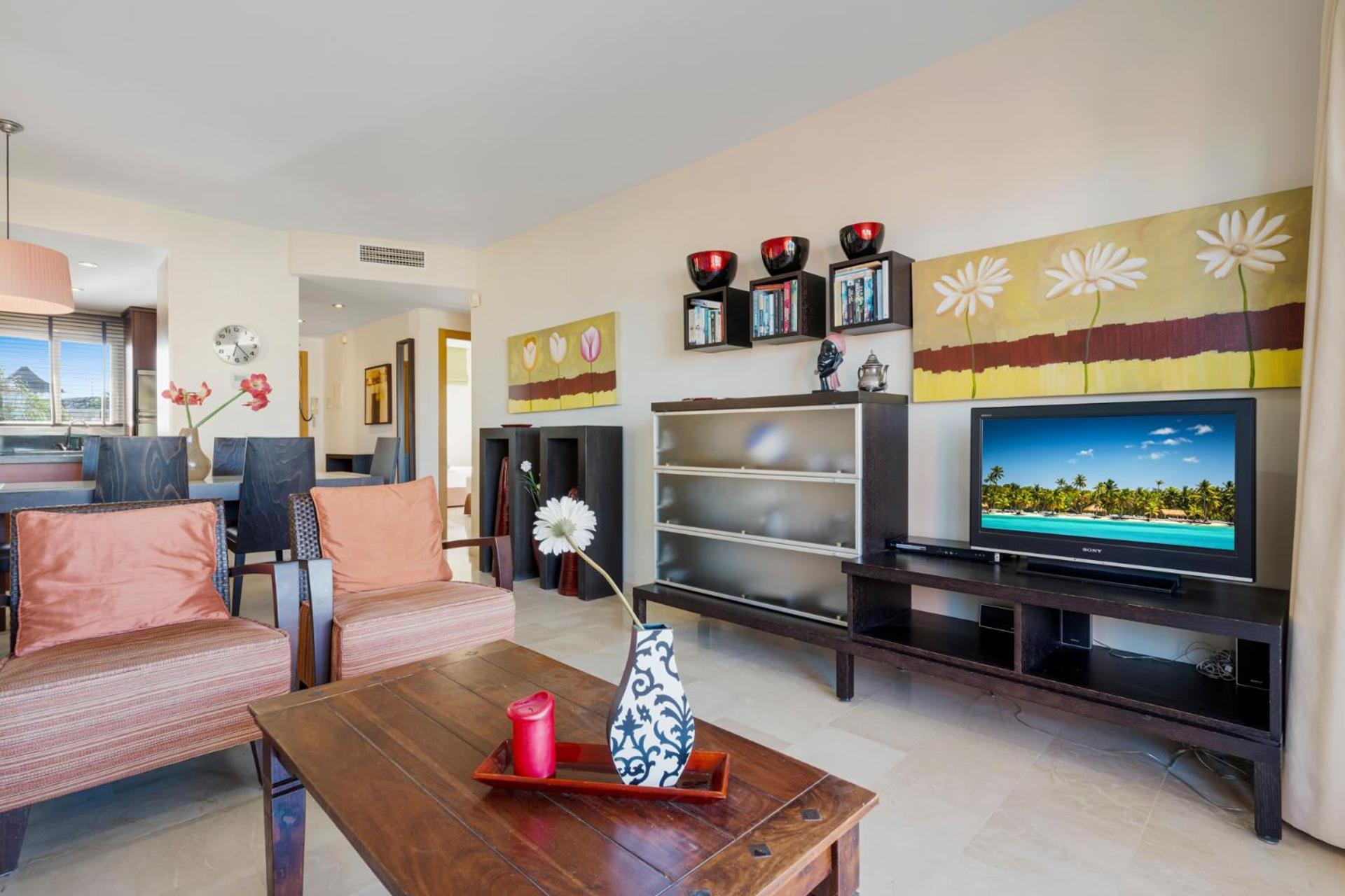 Malibu Penthouse With Jacuzzi And Sea Views By Costarentals - Ref 247