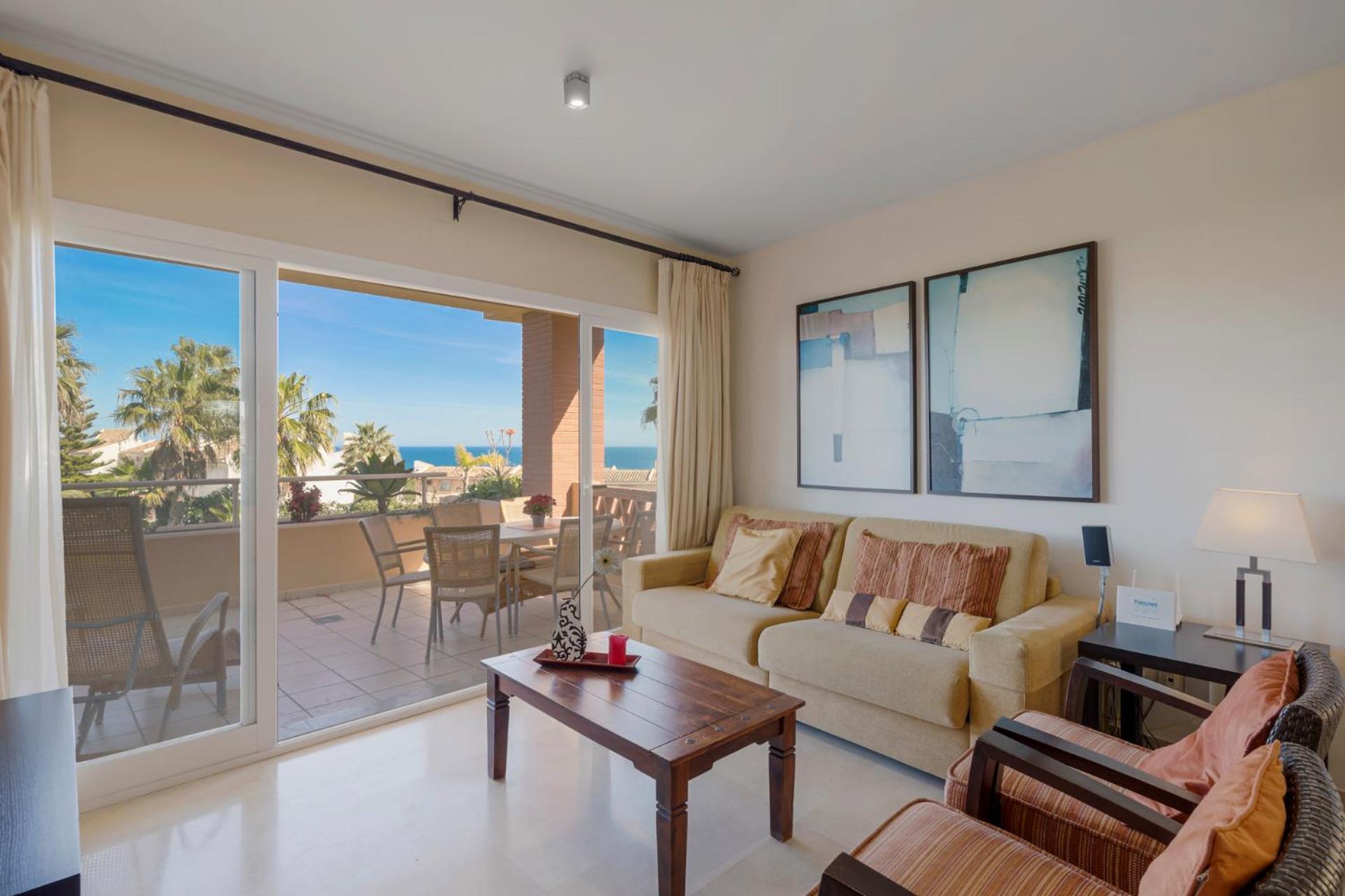 Malibu Penthouse With Jacuzzi And Sea Views By Costarentals - Ref 247 Apartamento Fuengirola