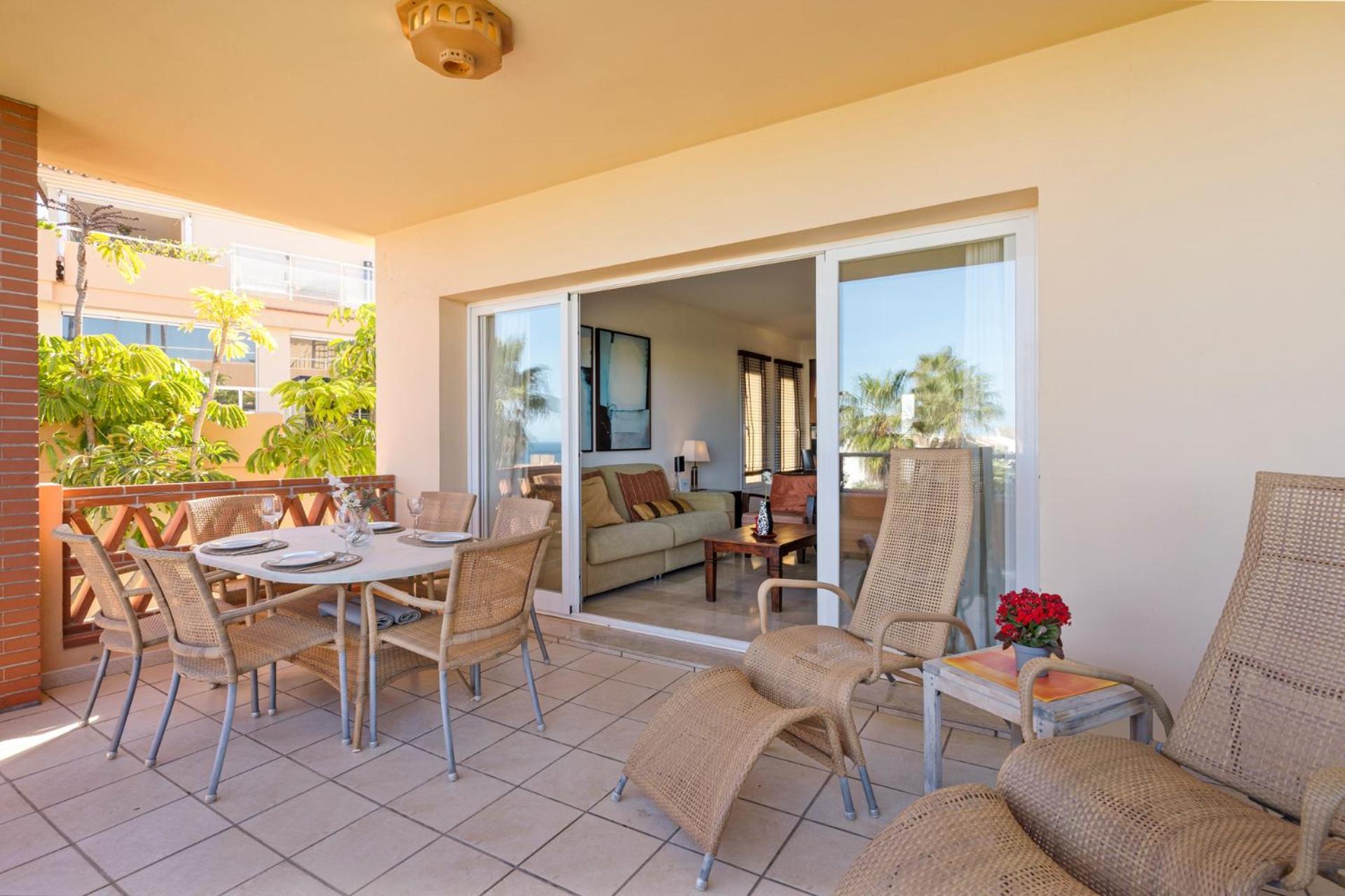 Malibu Penthouse With Jacuzzi And Sea Views By Costarentals - Ref 247 Apartamento *