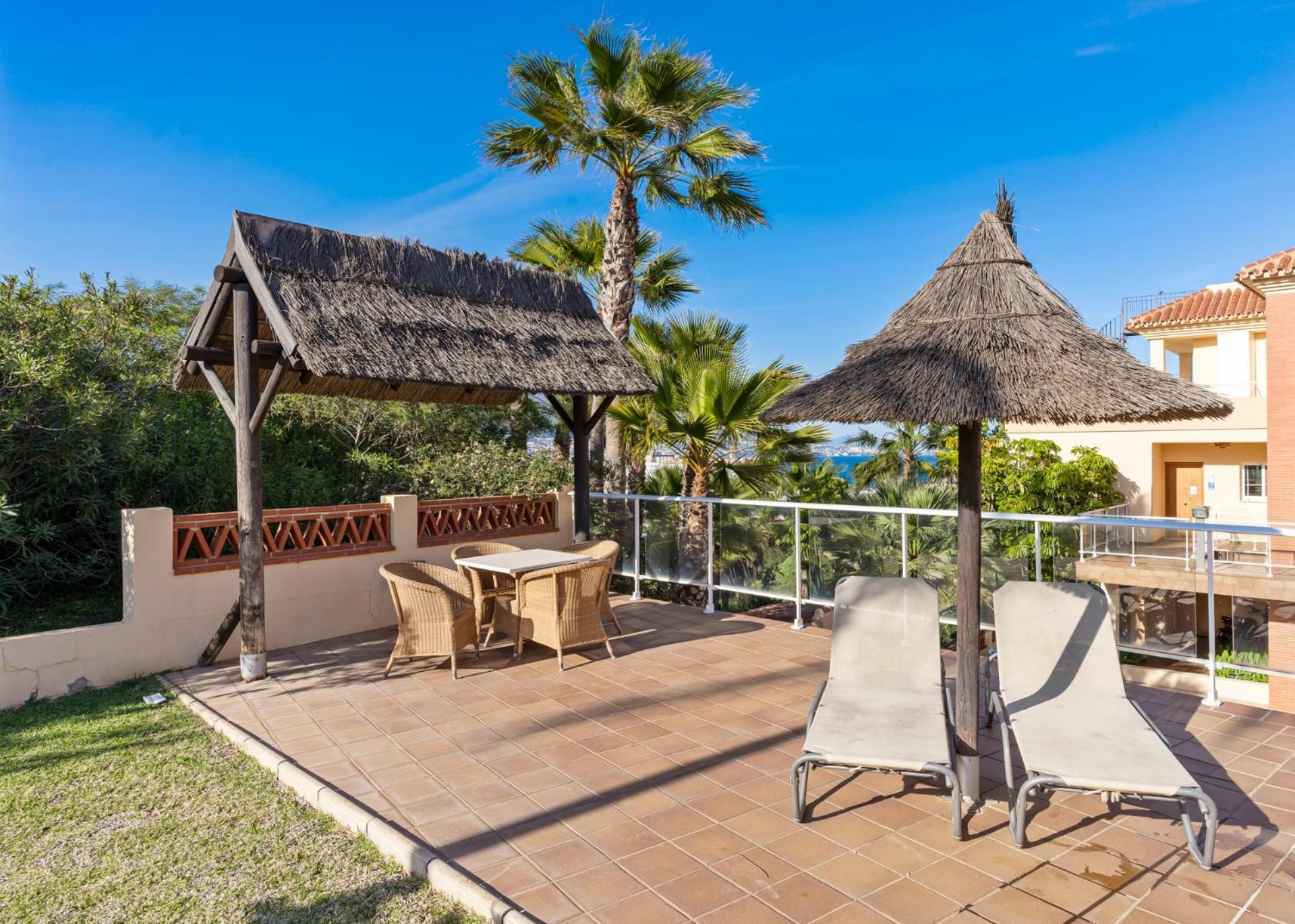Apartamento Malibu Penthouse With Jacuzzi And Sea Views By Costarentals - Ref 247 *