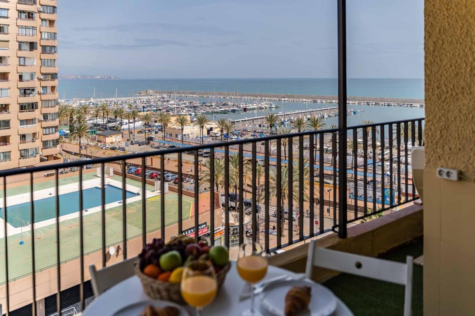 Paseo Maritimo Rey De Espana * Fuengirola