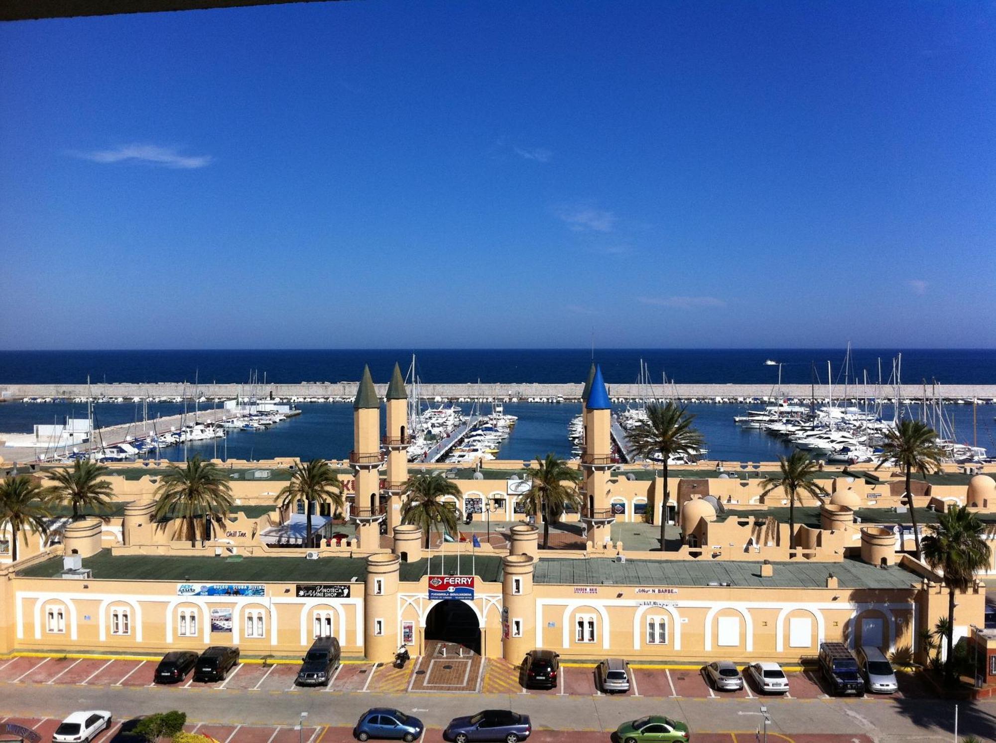 Aparthotel Pyr 3*