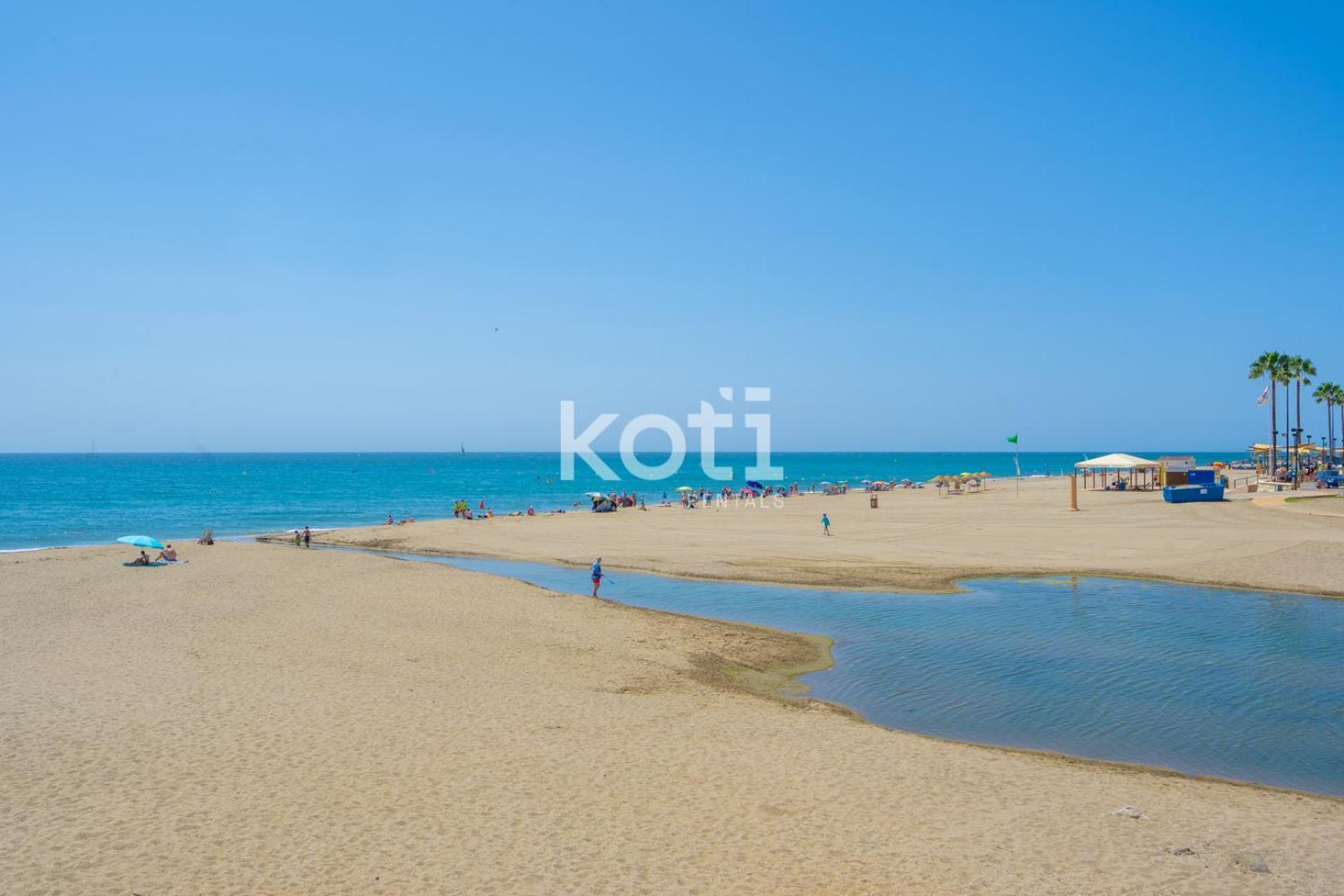 Koti - Atico Marconi Fuengirola