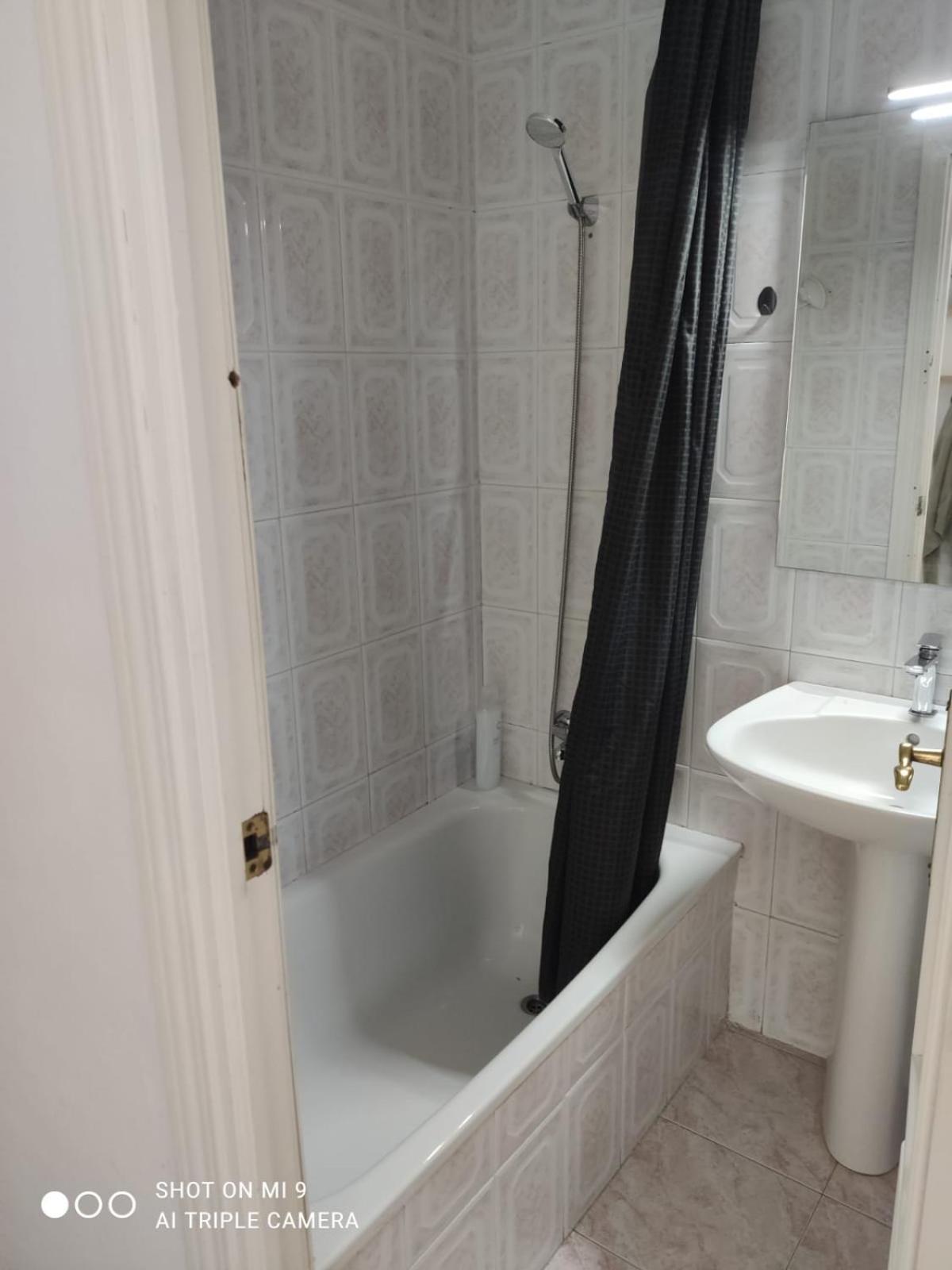 Privada En Piso Compartido En 3 Planta Sin Ascensor No Es Piso Entero Fuengirola