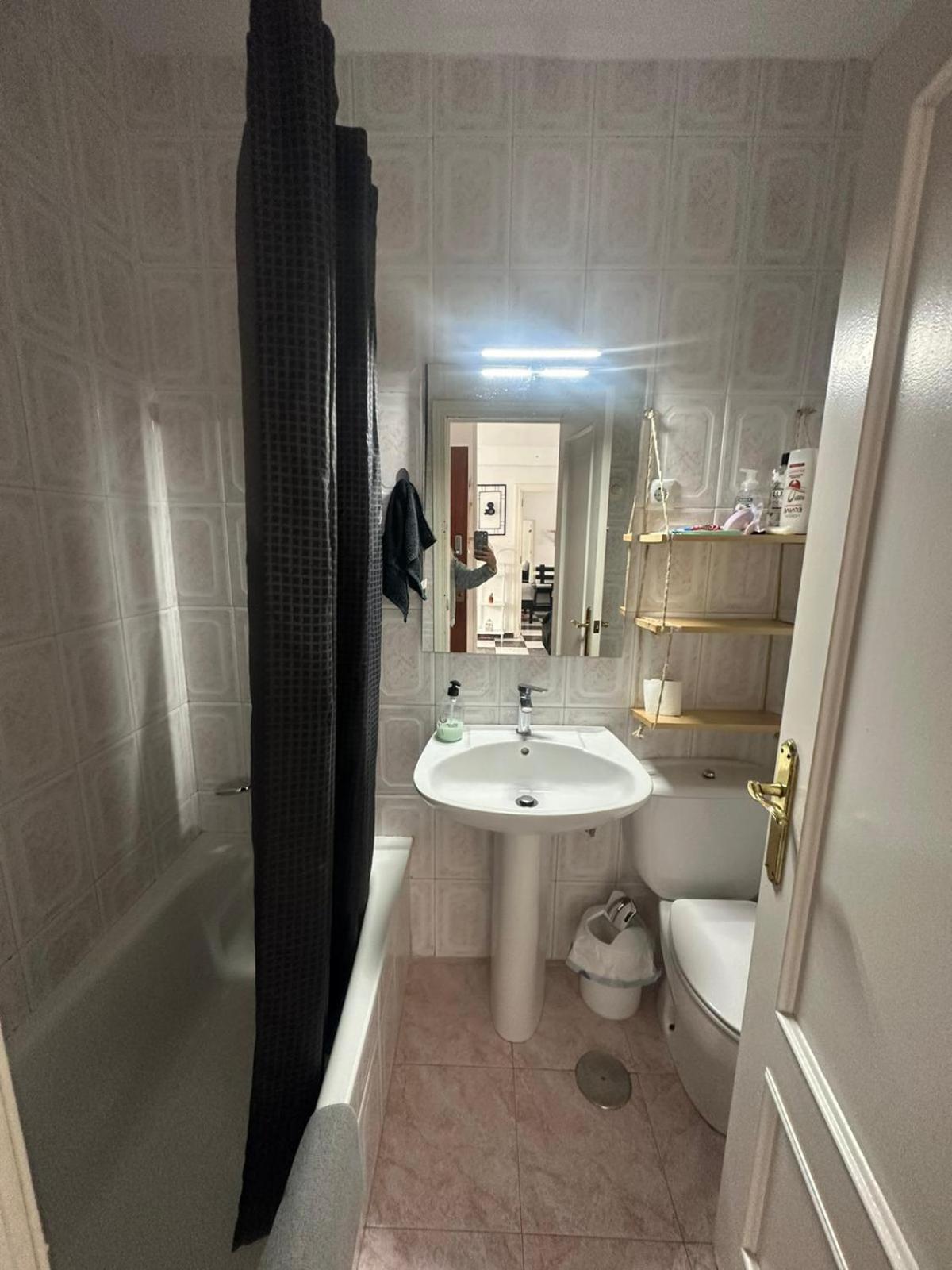 Homestay 3 - 3 Planta Sin Ascensor En Piso Compartido No Es Piso Entero! *