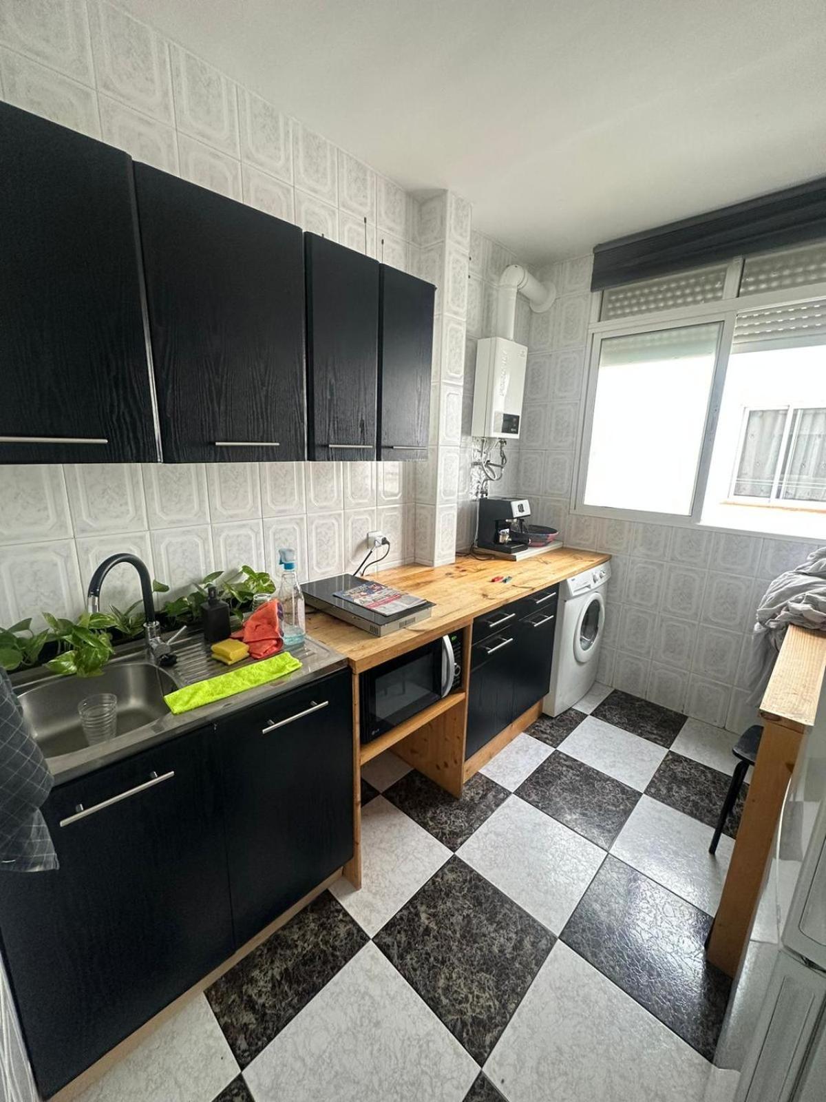 Homestay 3 - 3 Planta Sin Ascensor En Piso Compartido No Es Piso Entero! Fuengirola