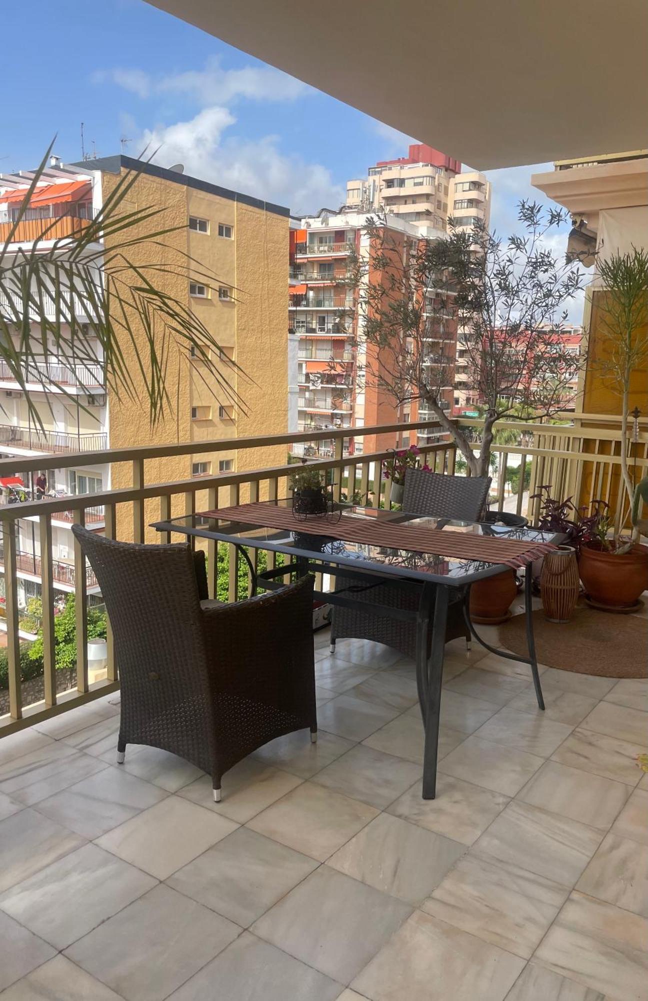 Cozy One Bedroom, Big Balcony, Pool Area - Yamasol