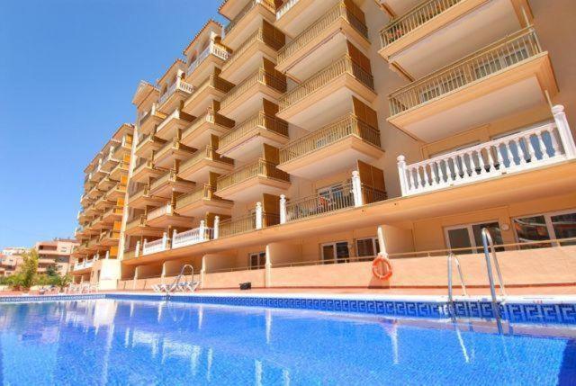 Apartment Cozy One Bedroom, Big Balcony, Pool Area - Yamasol Fuengirola