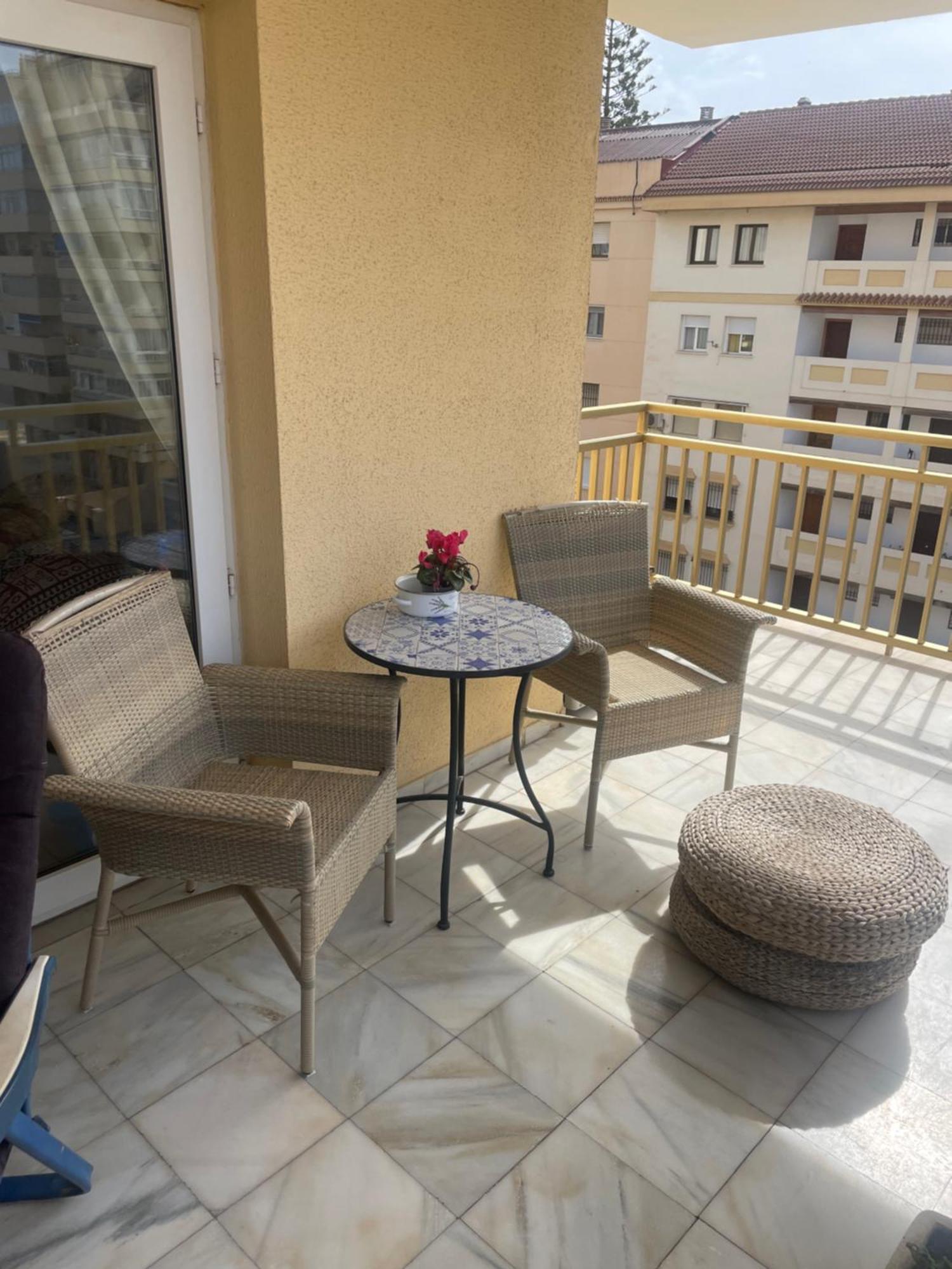 Apartment Cozy One Bedroom, Big Balcony, Pool Area - Yamasol *