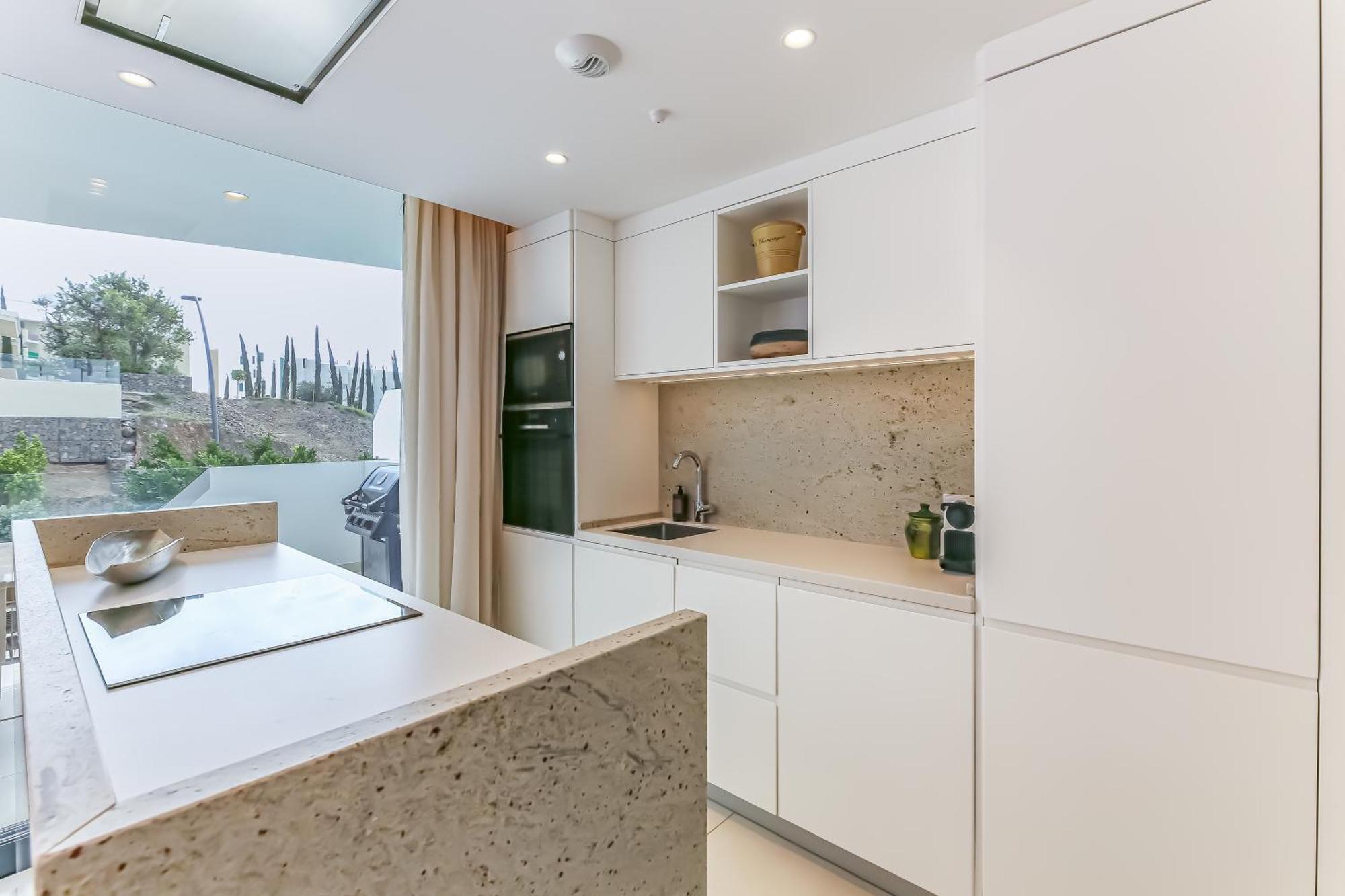 Modern Pedro, Higueron Reserve Fuengirola