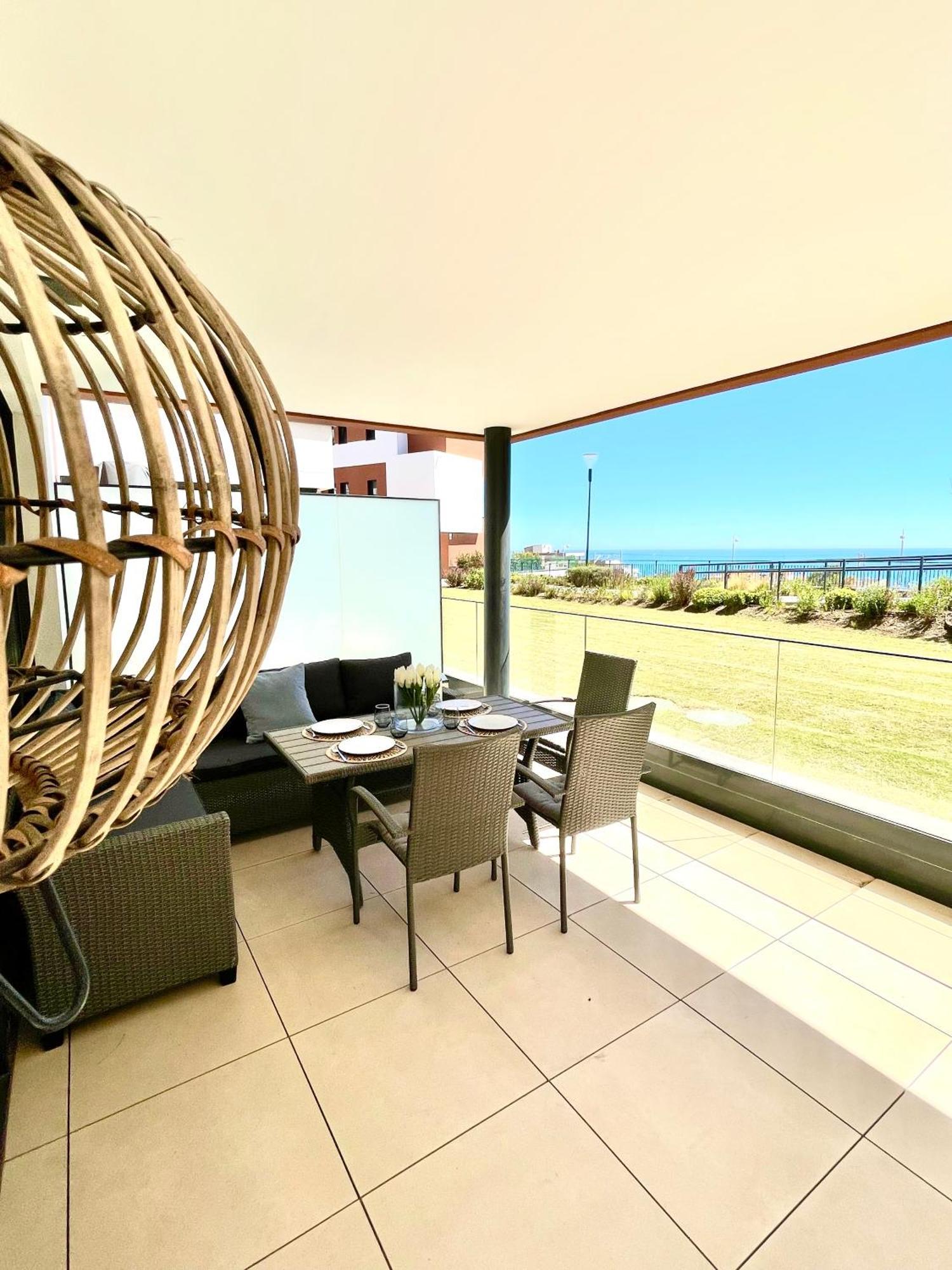 Modern 3 Bedroom 300 Meters To The
