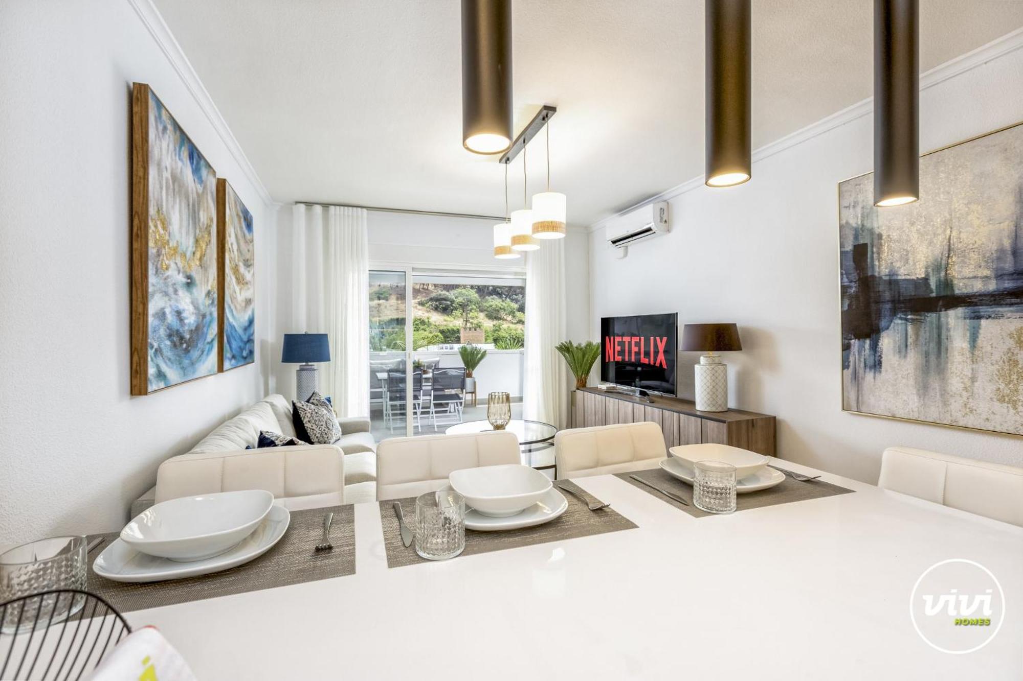 Vivi Homes - Rio Pool, Terrace, Golf & Sea View
