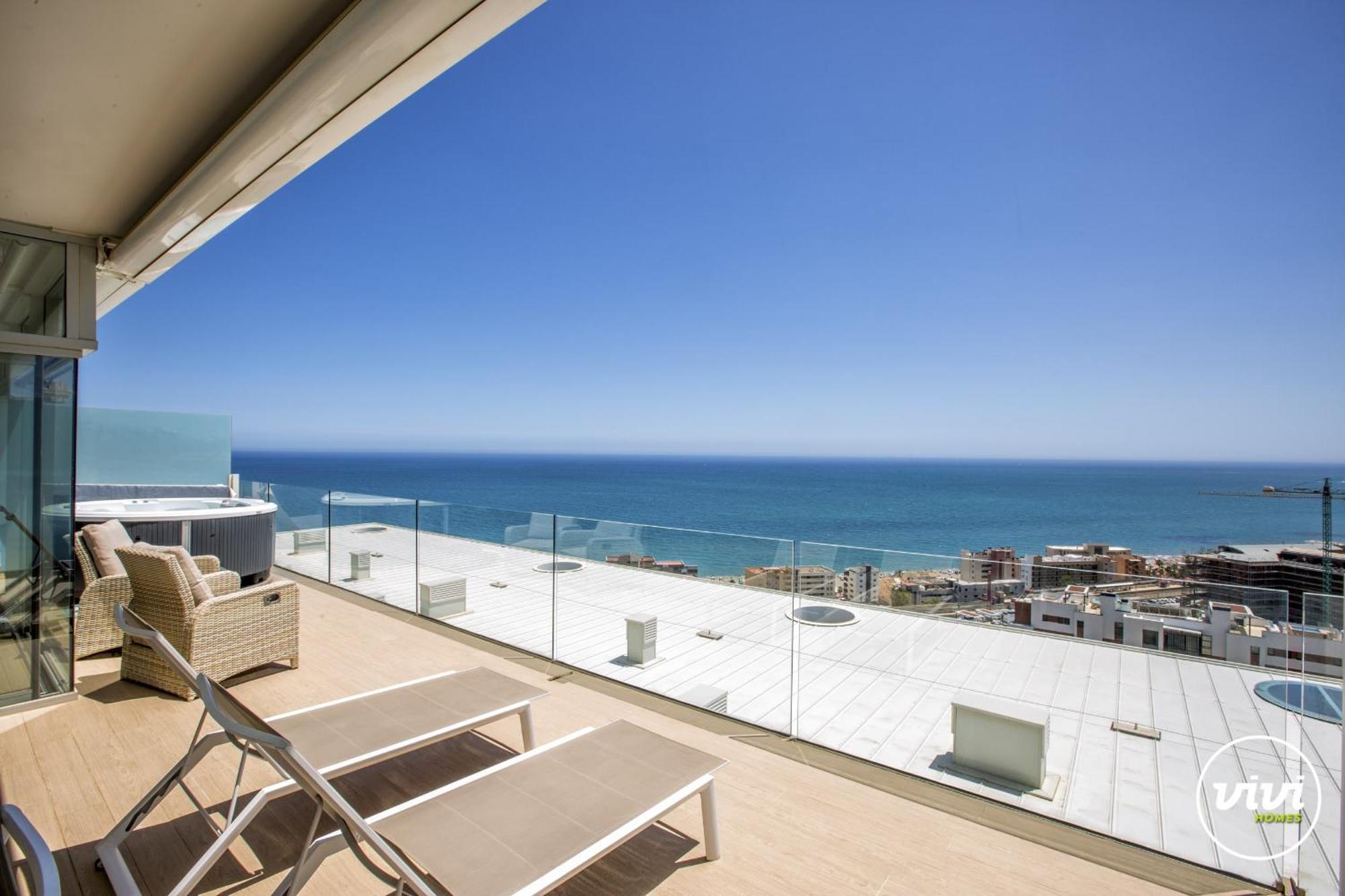 Vivi Homes - Nova Pool, Terrace & Sea View Fuengirola