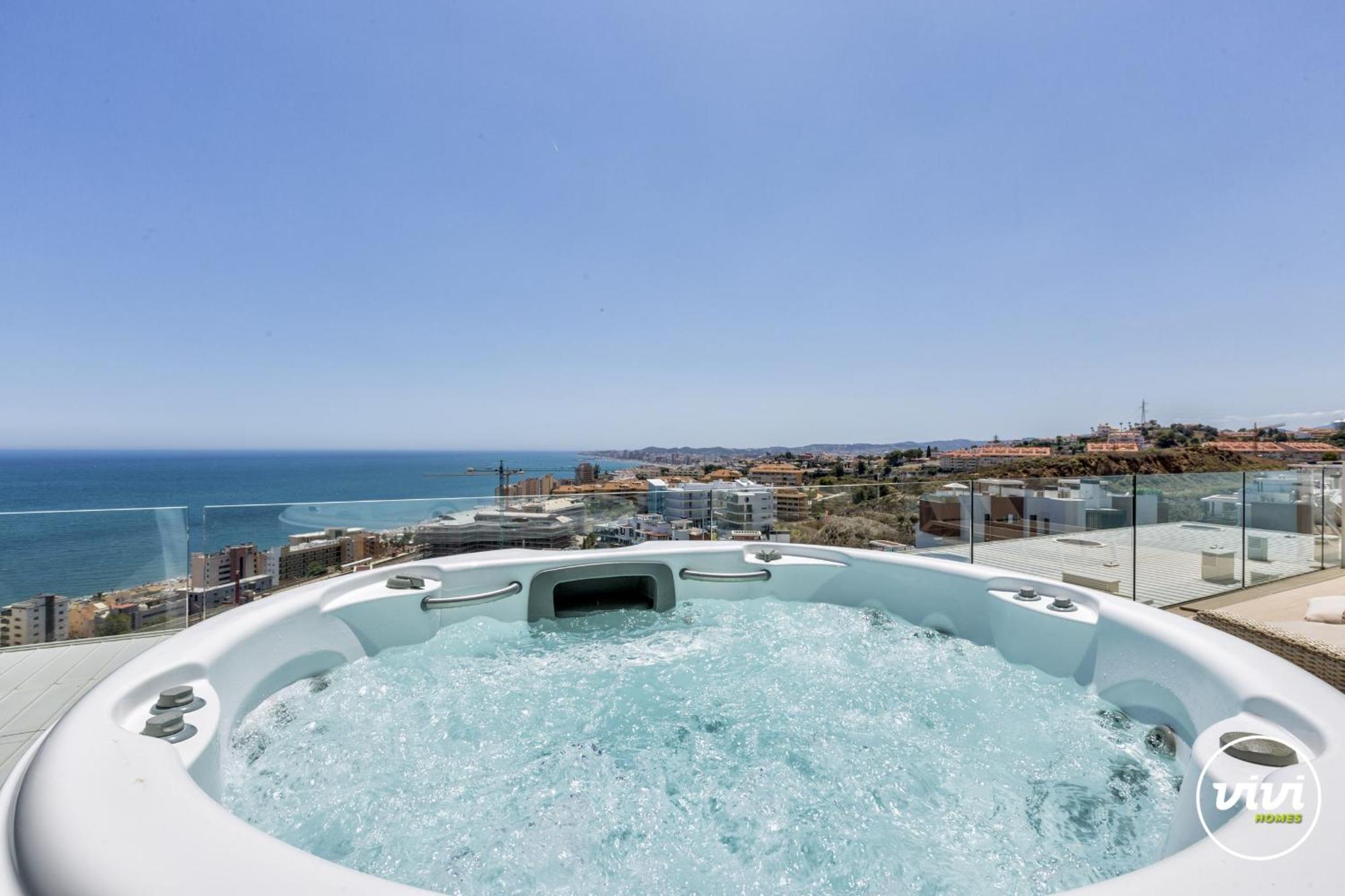 Apartamento Vivi Homes - Nova Pool, Terrace & Sea View Fuengirola
