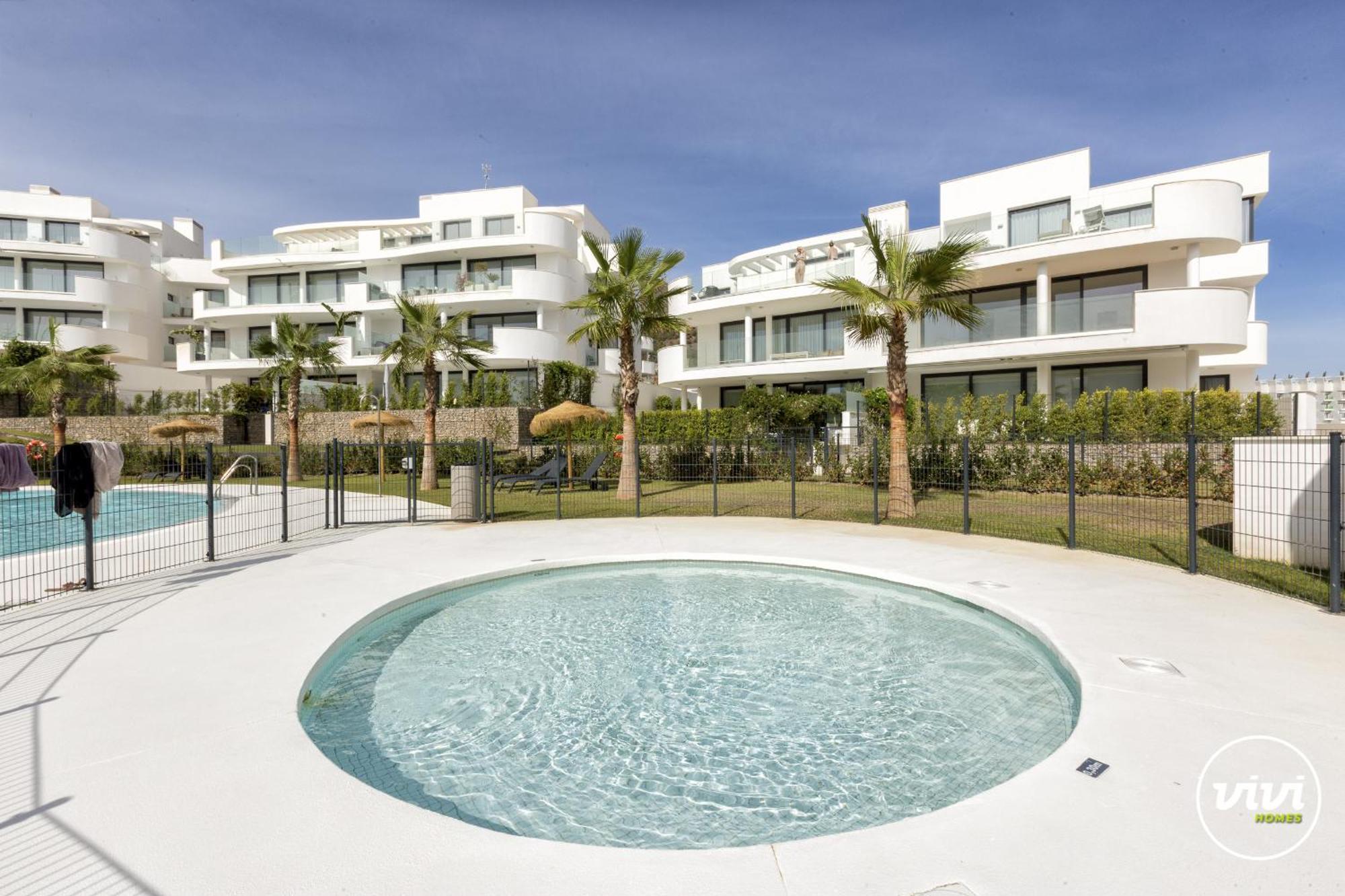 Apartment Vivi Homes - Lady Pool, Garden, Patio & *
