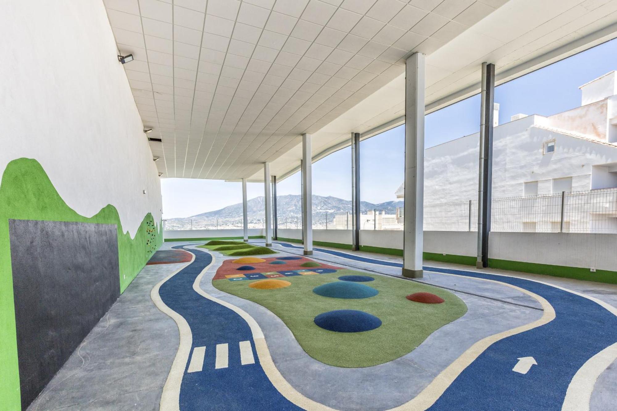 Vivi Homes - Luca Pool, Gym, & Sea View Fuengirola
