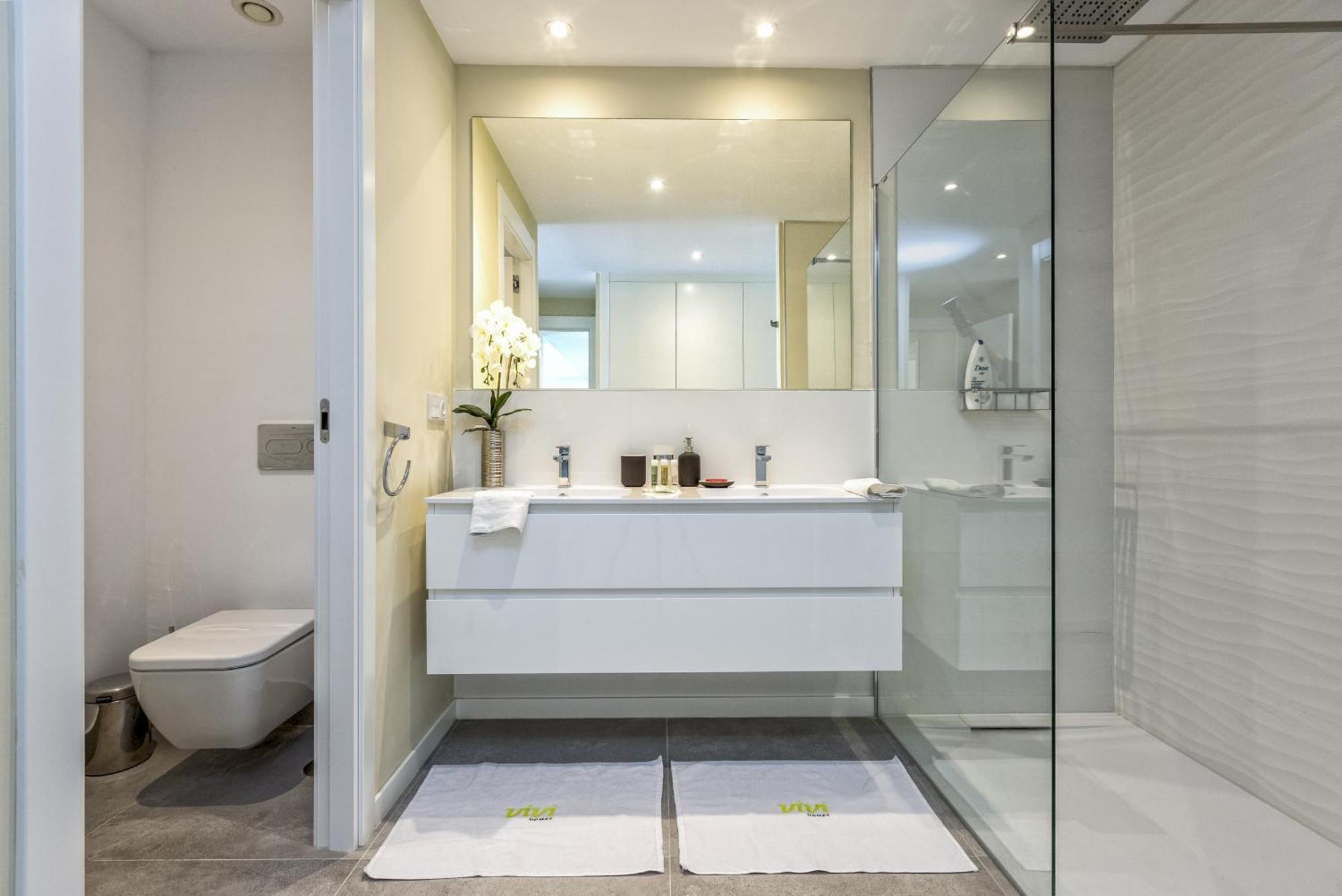 Vivi Homes - Luca Pool, Gym, & Sea View Fuengirola