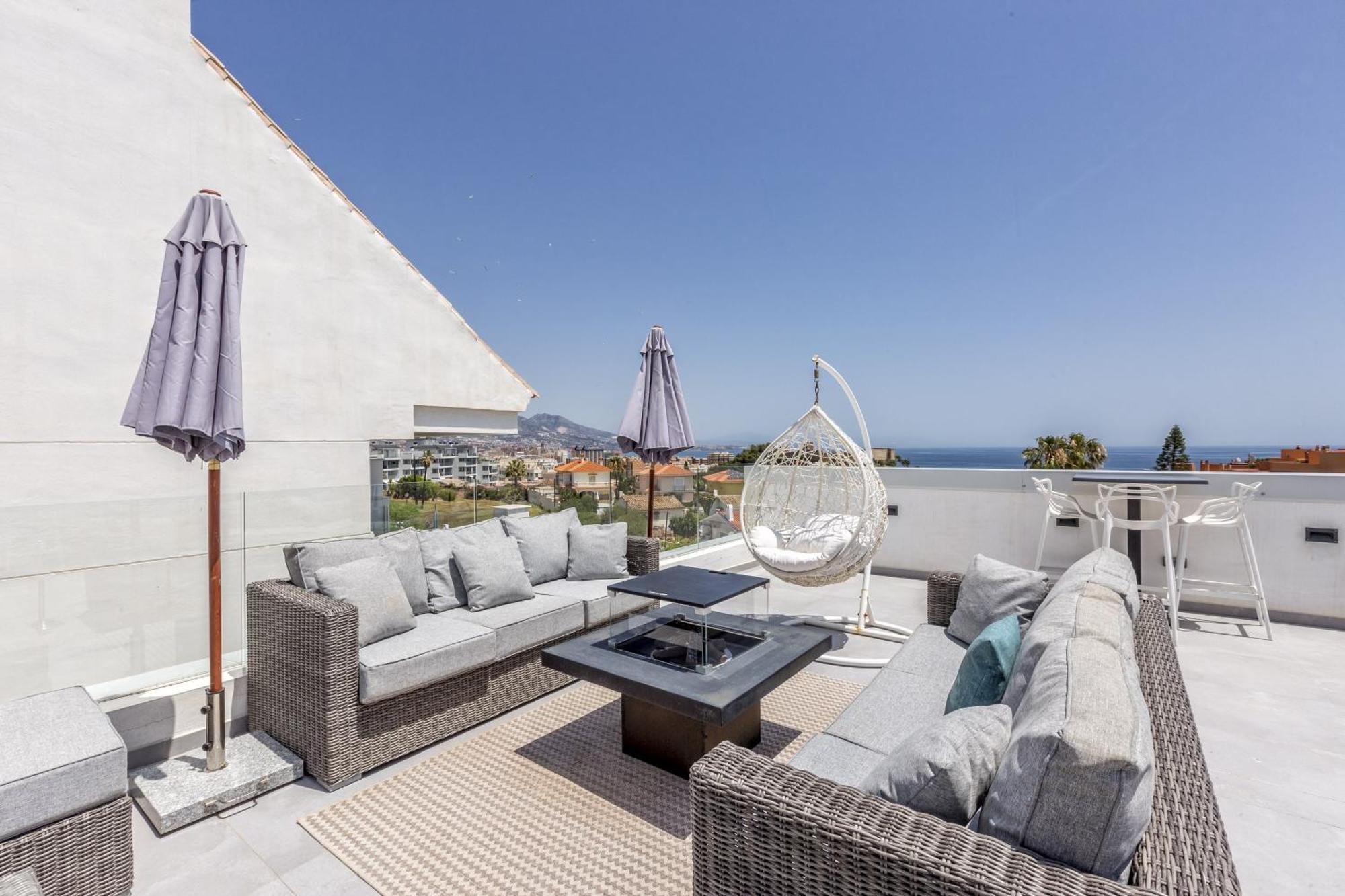 Vivi Homes - Luca Pool, Gym, & Sea View Fuengirola
