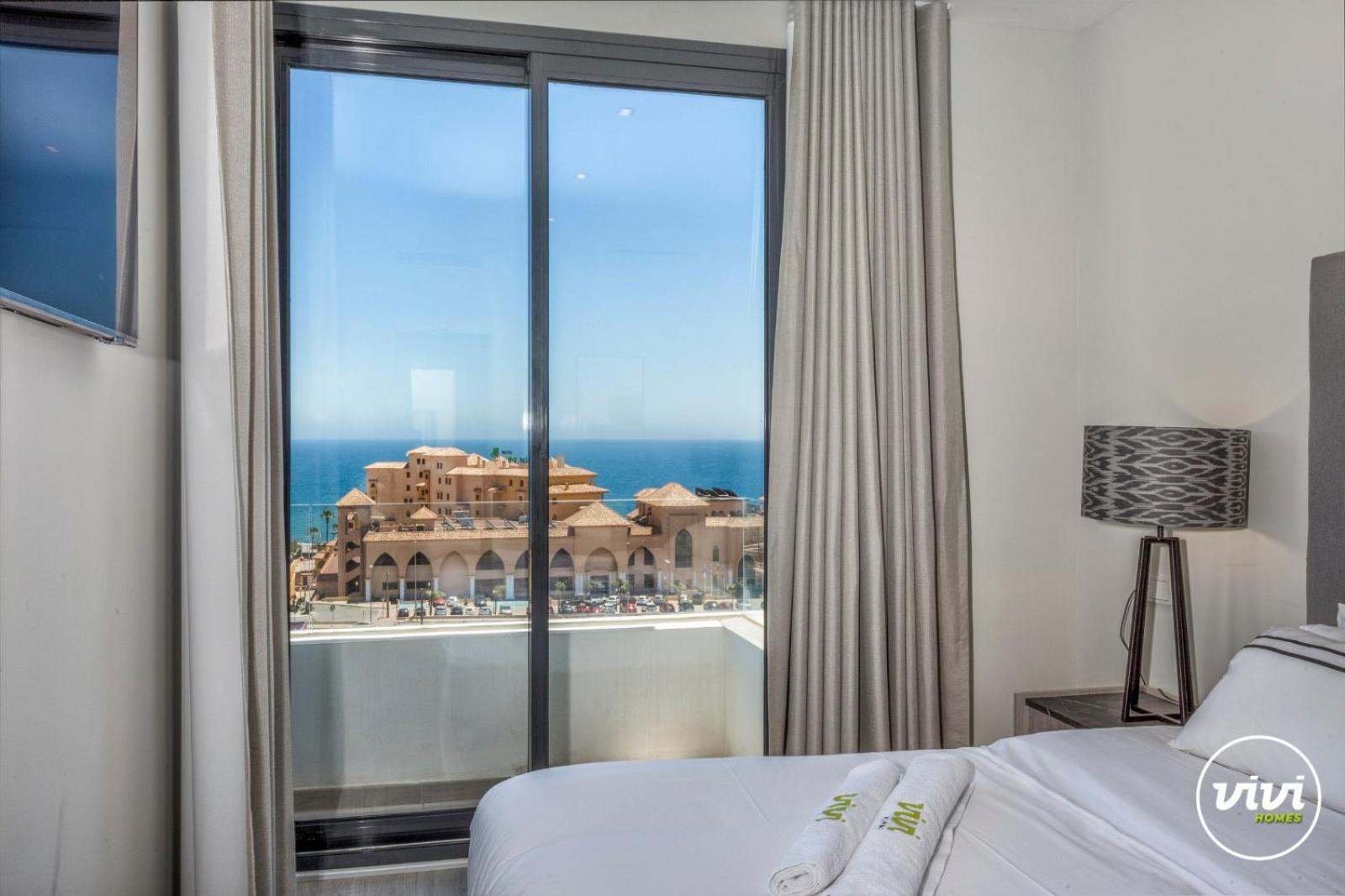 Сasa de vacaciones Vivi Homes -zumo Pool, Gym & Sea View