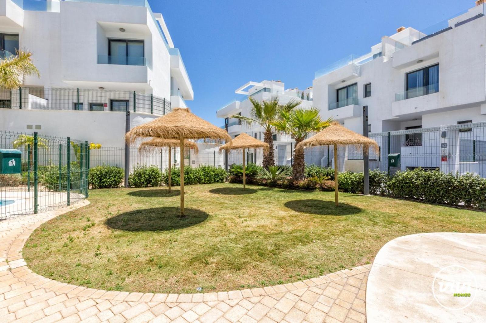 Vivi Homes -zumo Pool, Gym & Sea View Fuengirola