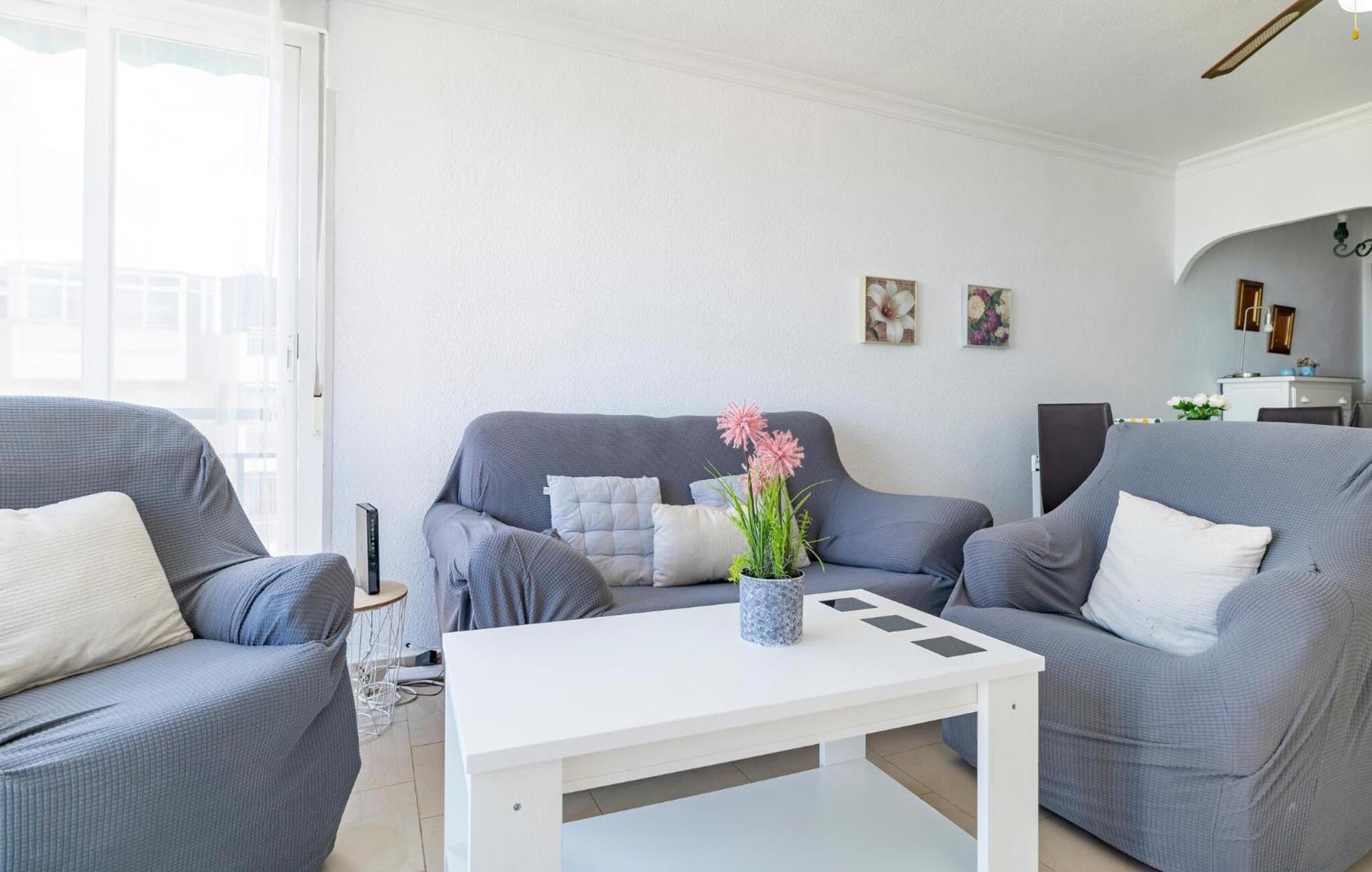 2 Bedroom Pet Friendly In * Fuengirola