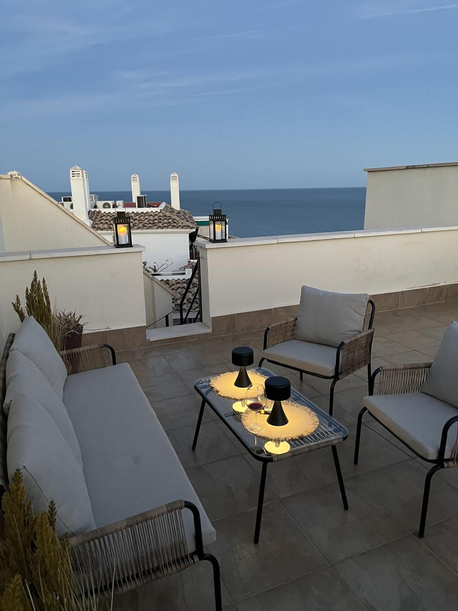 Rooftop Oasis *