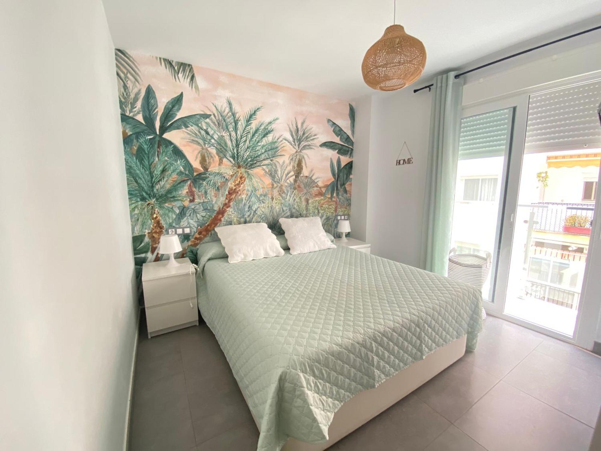Junto Al Mar, Edificio La Dorada En Apartamento