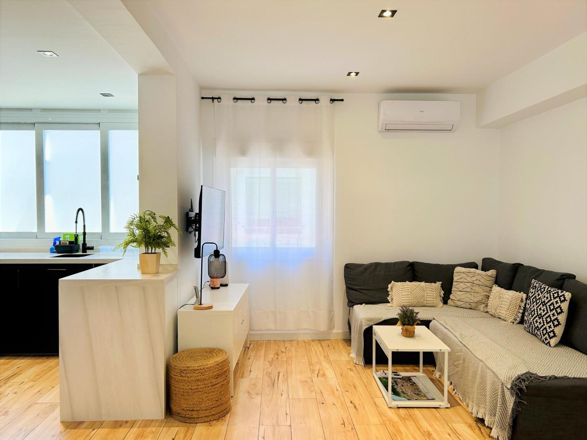 Ecochic In Center Apartment