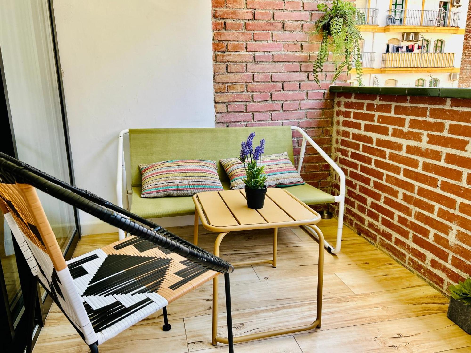 Ecochic In Center Apartment