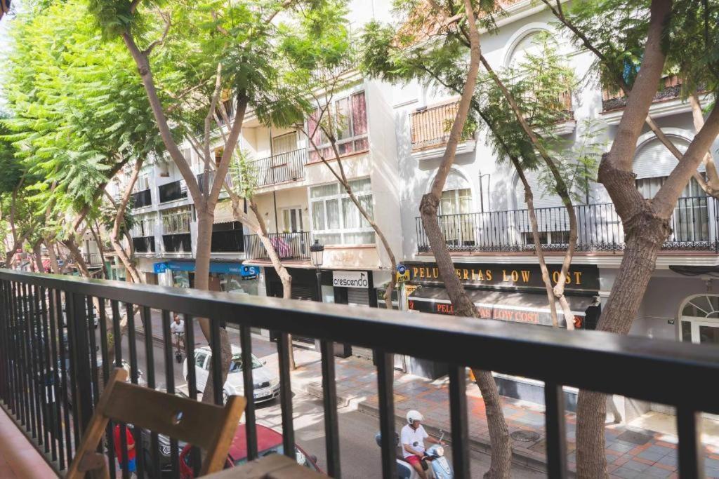 Beautiful Coastal 3-bedroom - 1 Minute Away From * Fuengirola