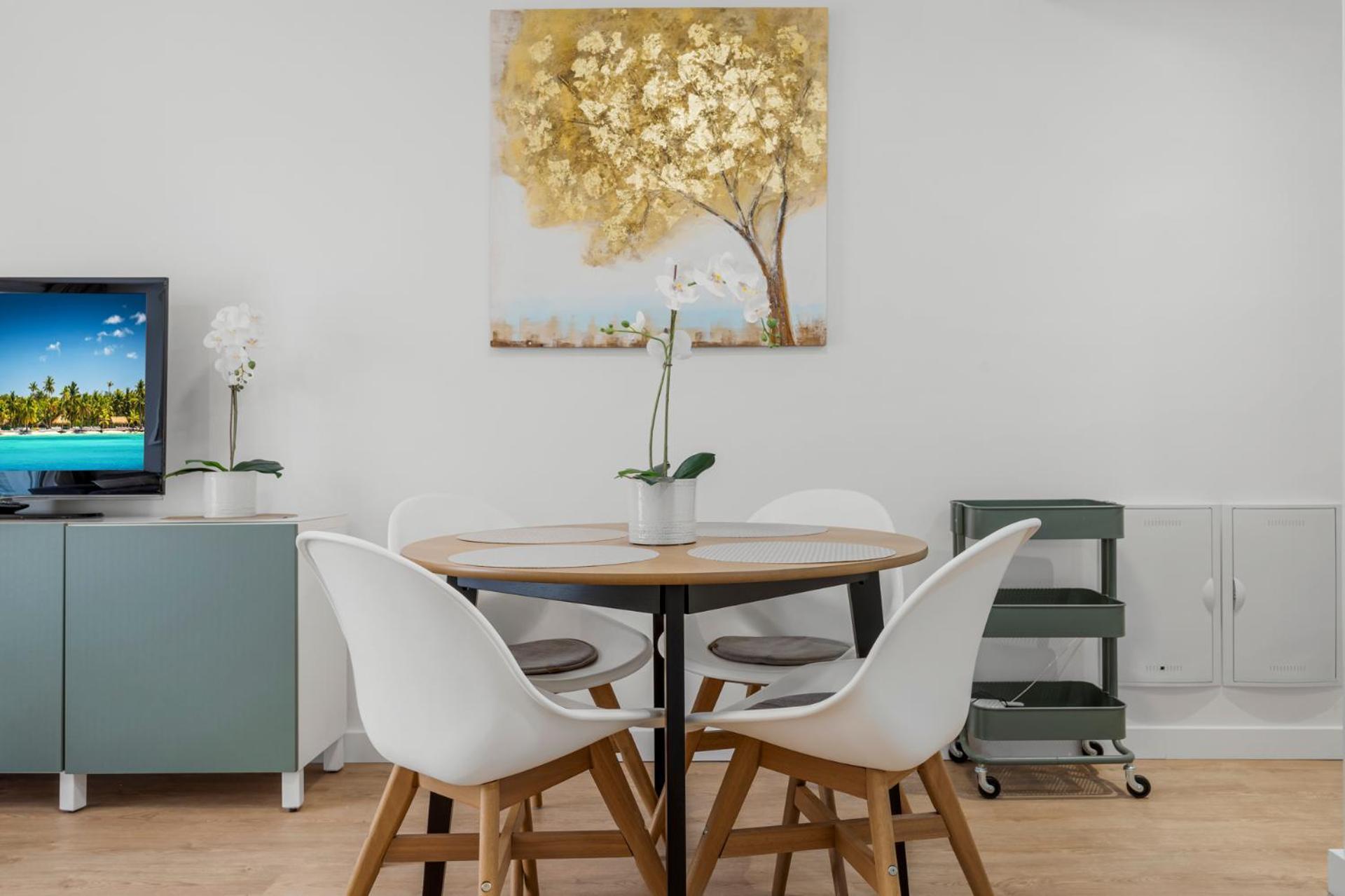 Apartment And Cozy Near The By Costarentals - Ref 117