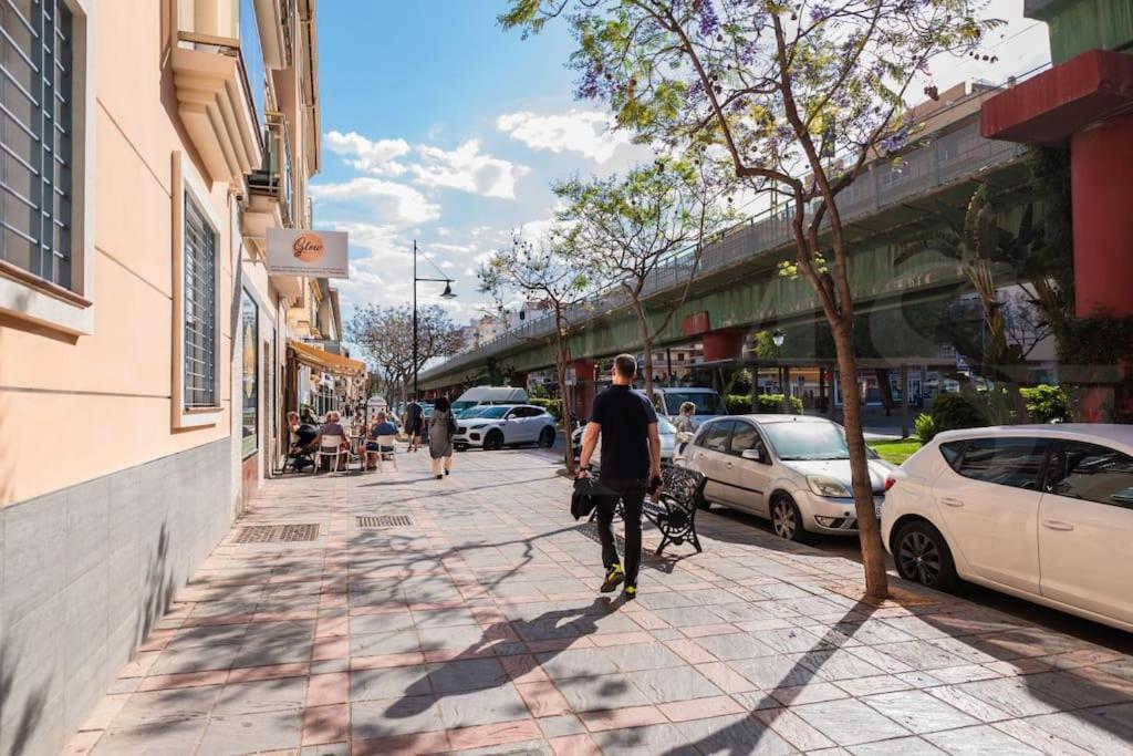 New Terrace & Parking By The By Rems Apartment *