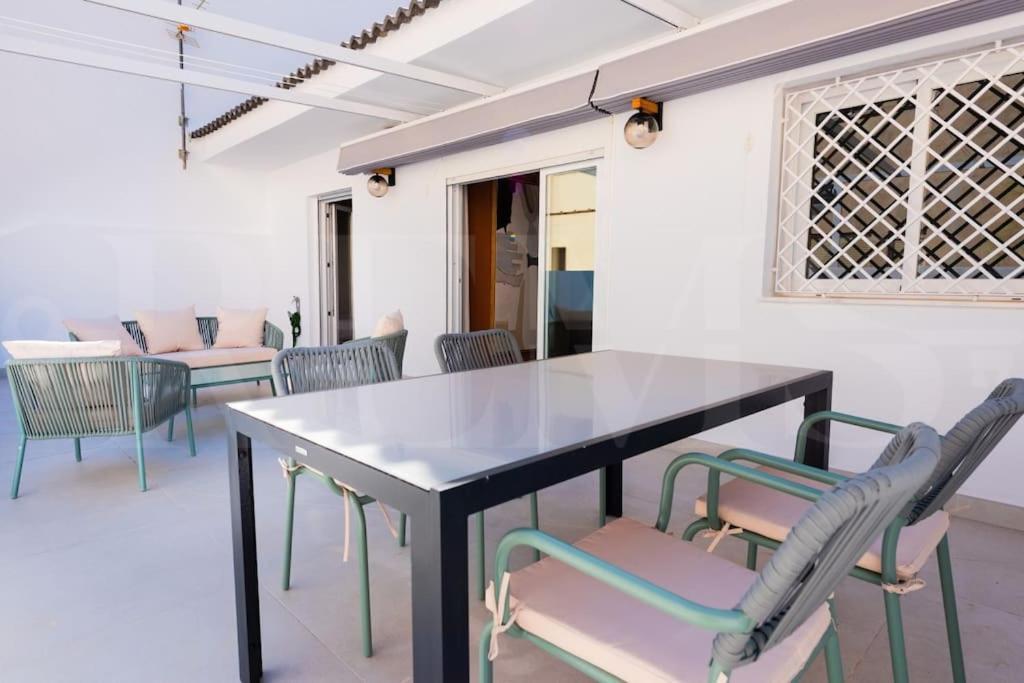 Apartamento New Terrace & Parking By The By Rems