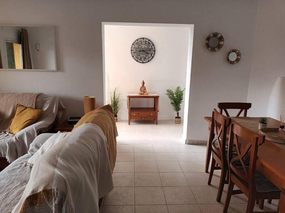 Apartment Higueron 4 Beach