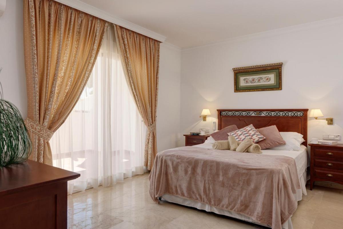 Coto Paz Dos Villa Fuengirola