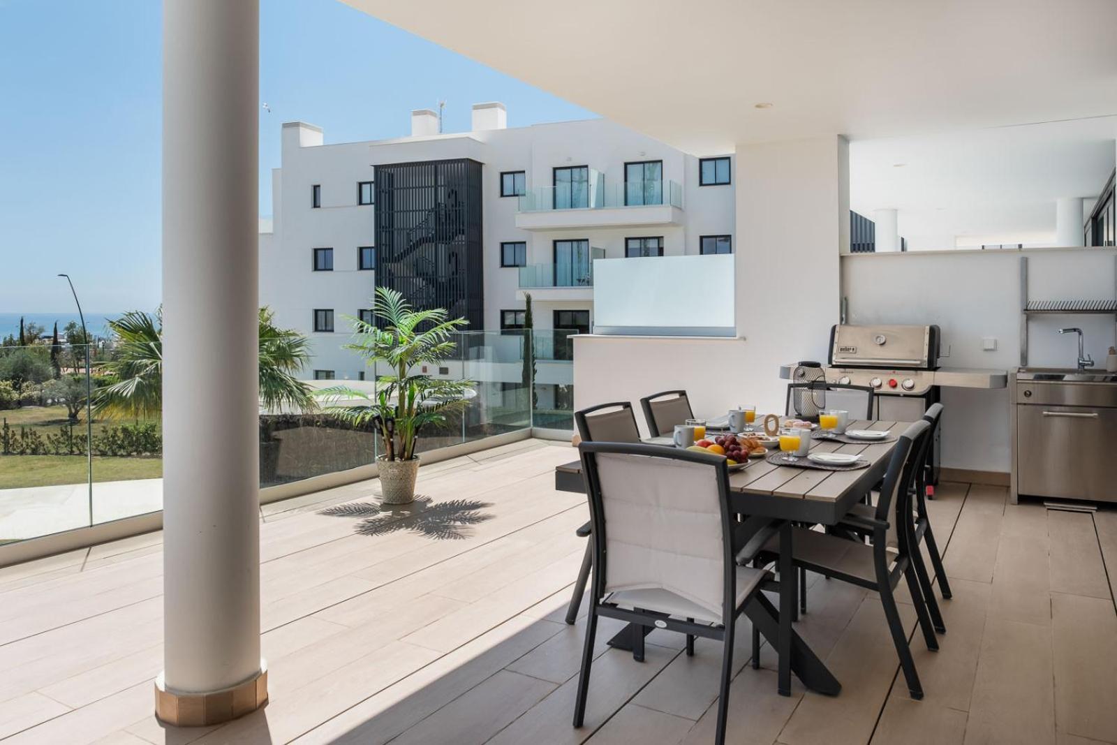 Higueron Blue Skyline View By Alfresco Apartment Fuengirola