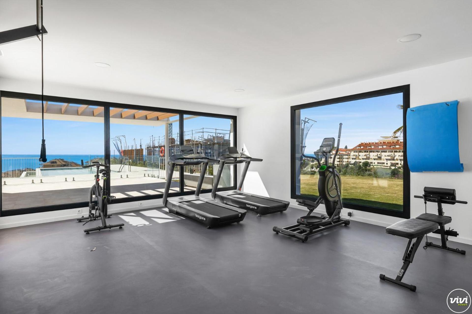 Apartment Vivi Homes - Diamond Pool, Gym, Terrace & Sea View