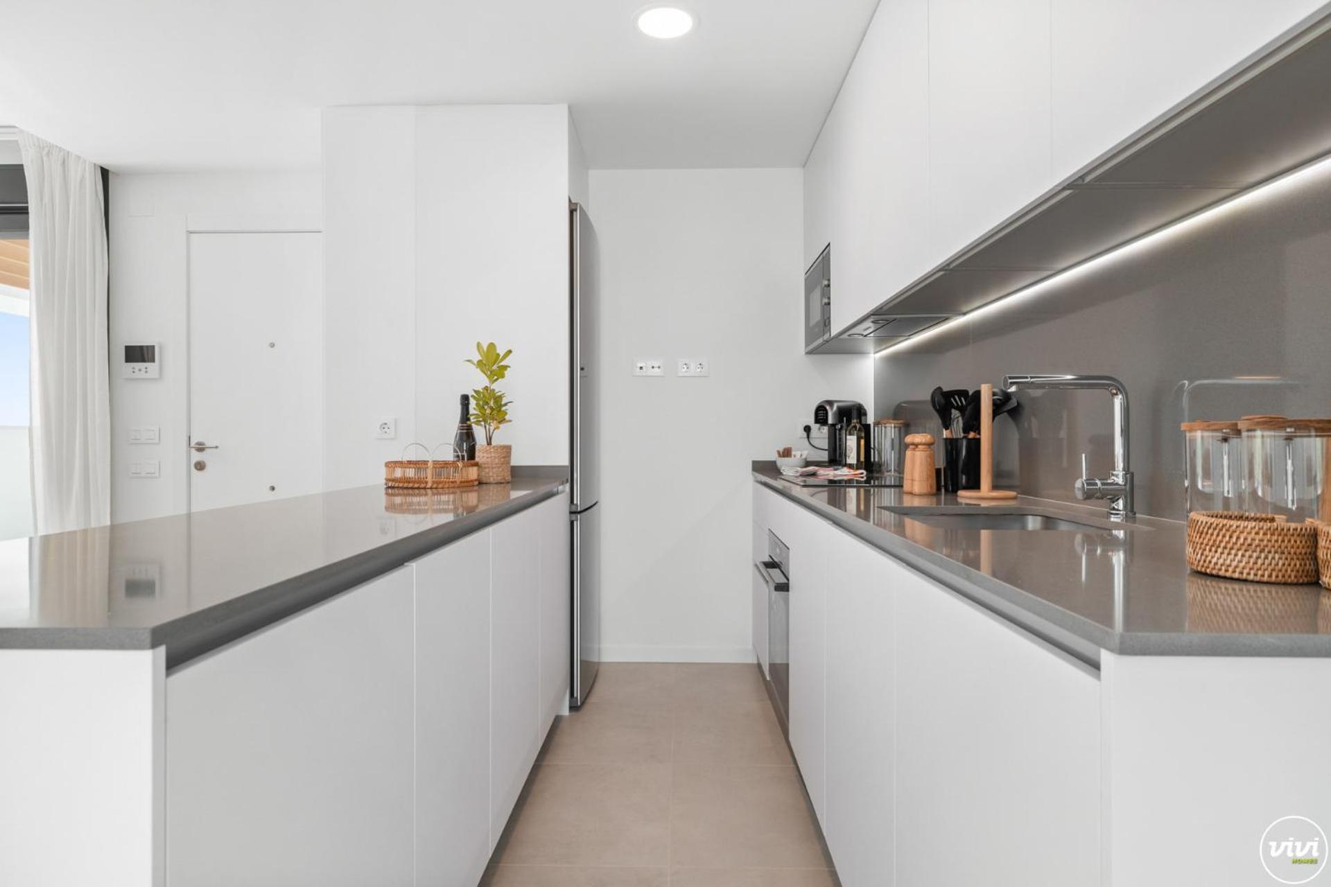 Apartment Vivi Homes - Diamond Pool, Gym, Terrace & Sea View *